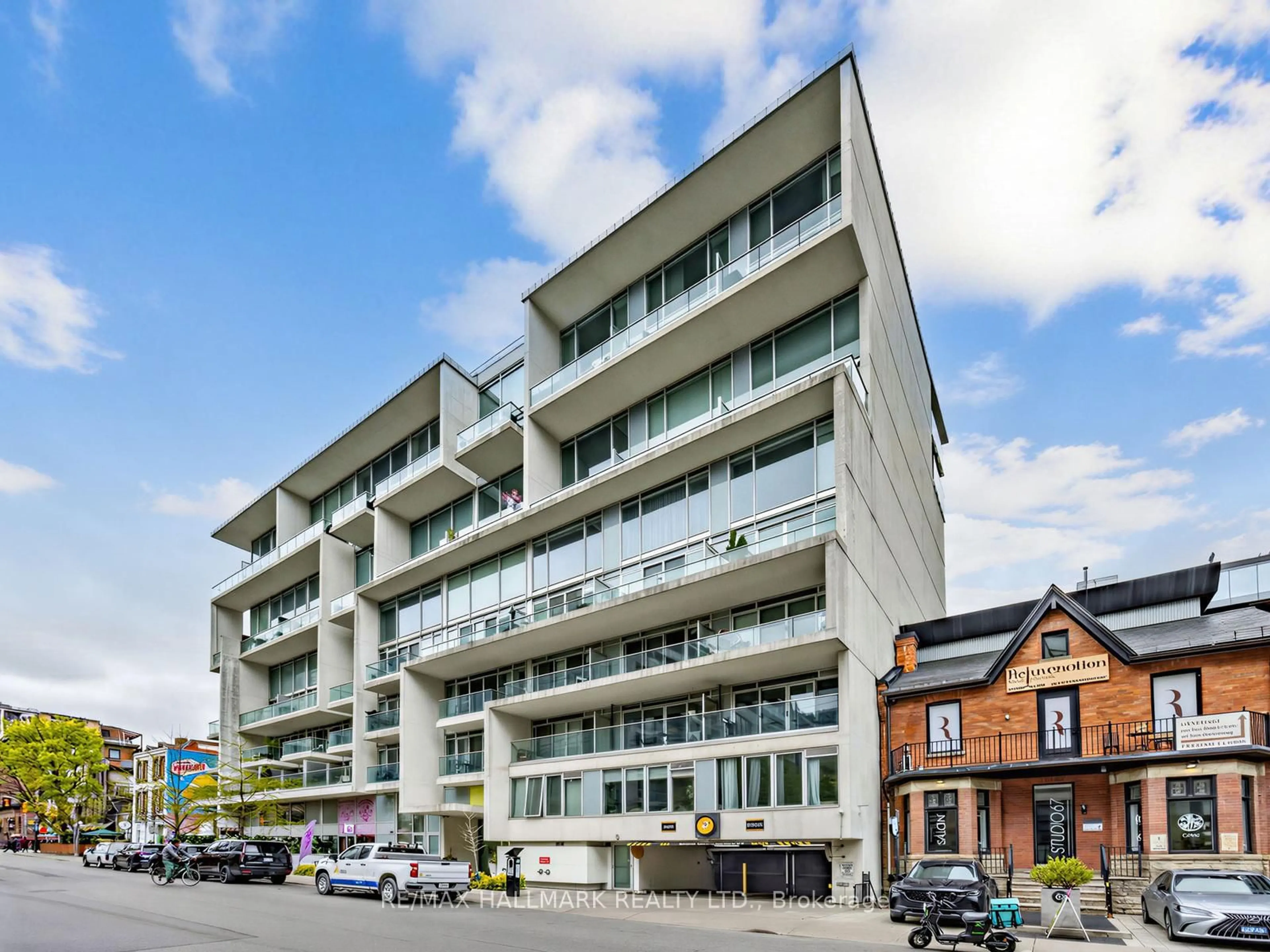 Unknown for 75 Portland St #213, Toronto Ontario M5V 2M9