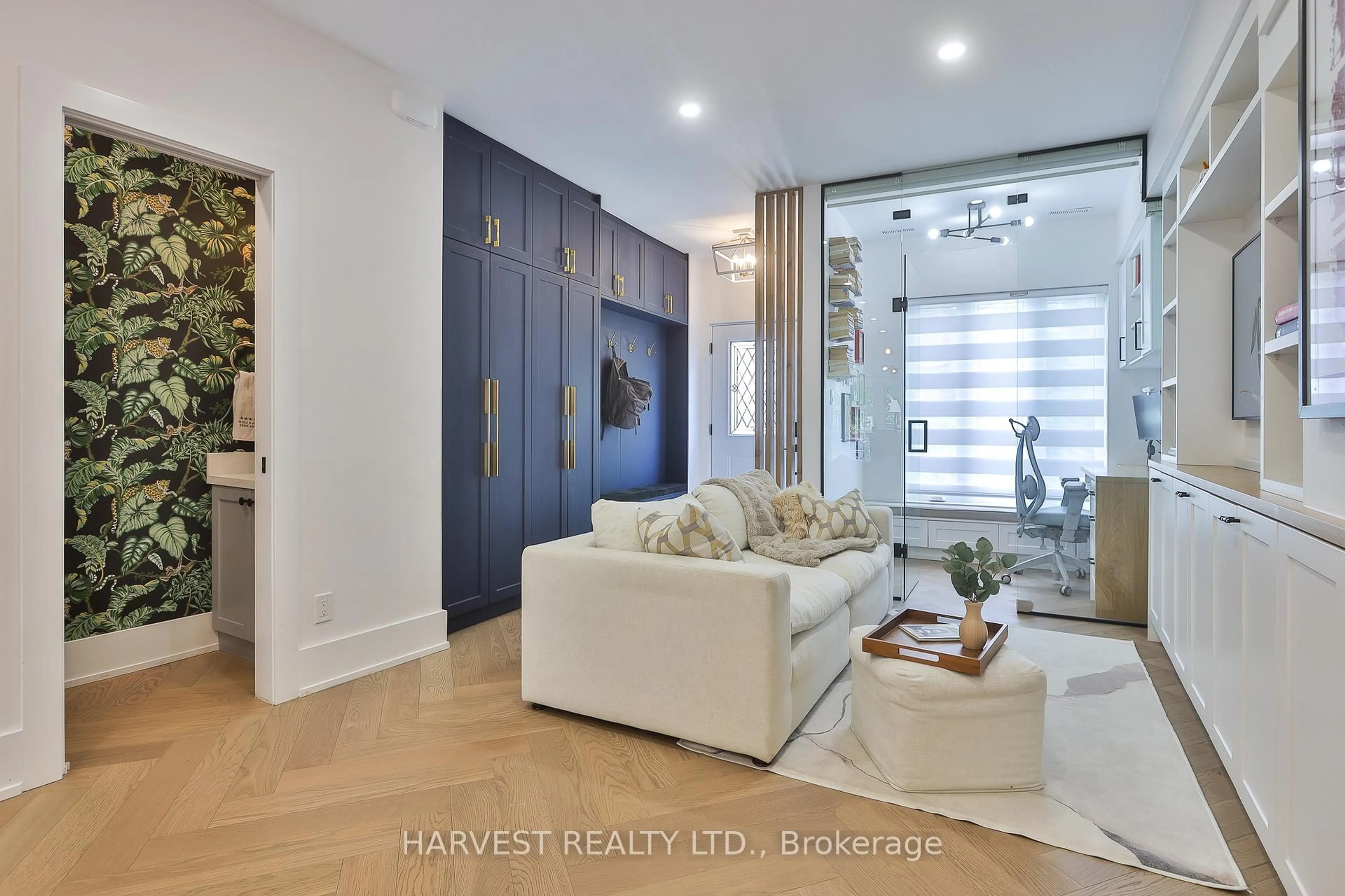 Unknown for 109 Helendale Ave, Toronto Ontario M4R 1C6