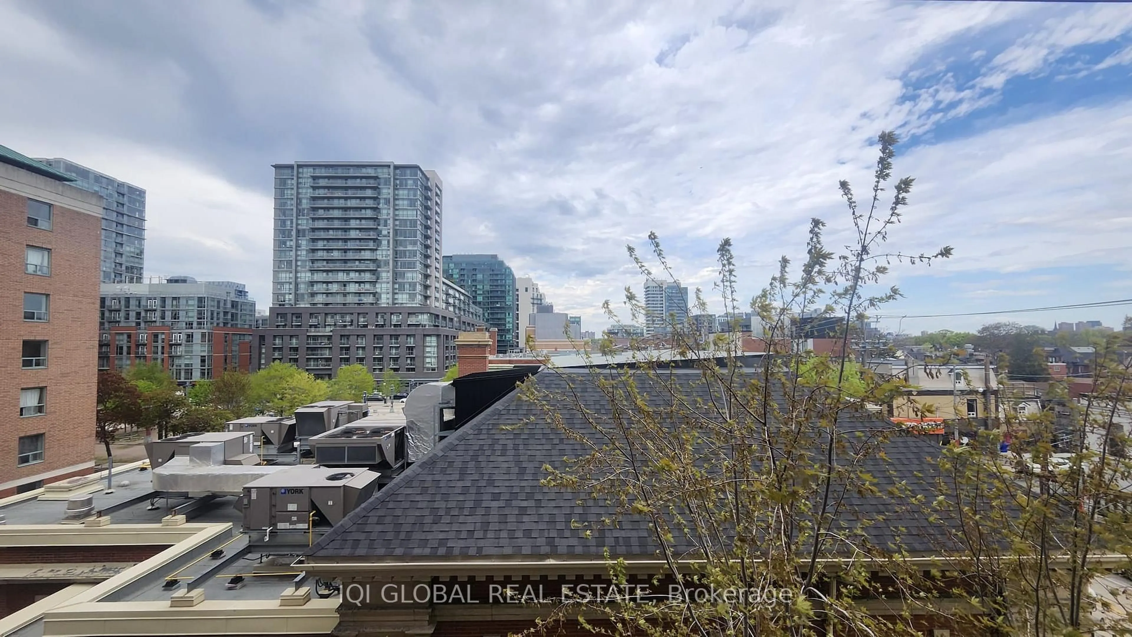 A pic from outside/outdoor area/front of a property/back of a property/a pic from drone, city buildings view from balcony for 106 Dovercourt Rd #407, Toronto Ontario M6J 0G4