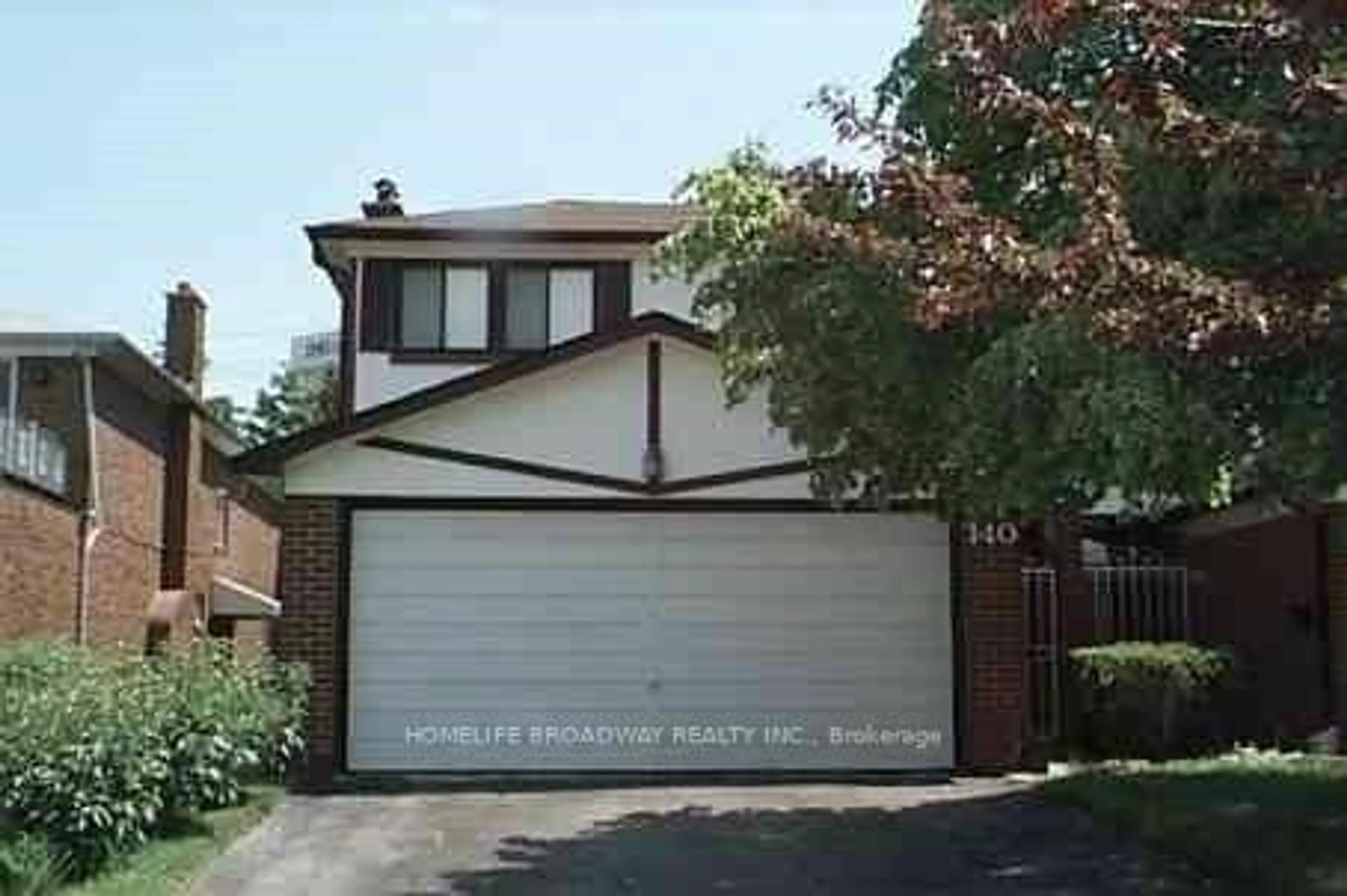 Home with vinyl exterior material, street for 140 Sexton Cres, Toronto Ontario M2H 2L6