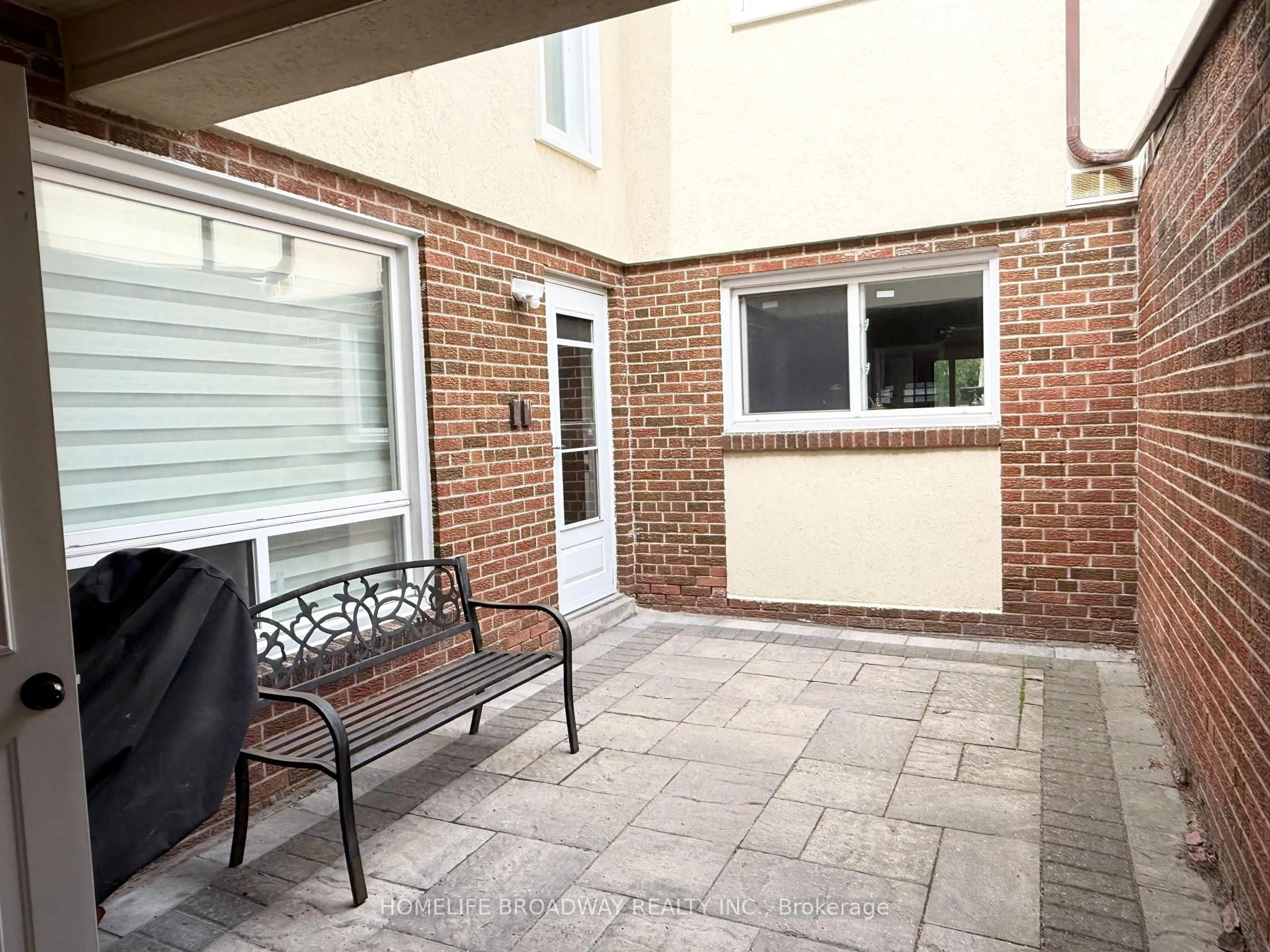 Patio, street for 140 Sexton Cres, Toronto Ontario M2H 2L6