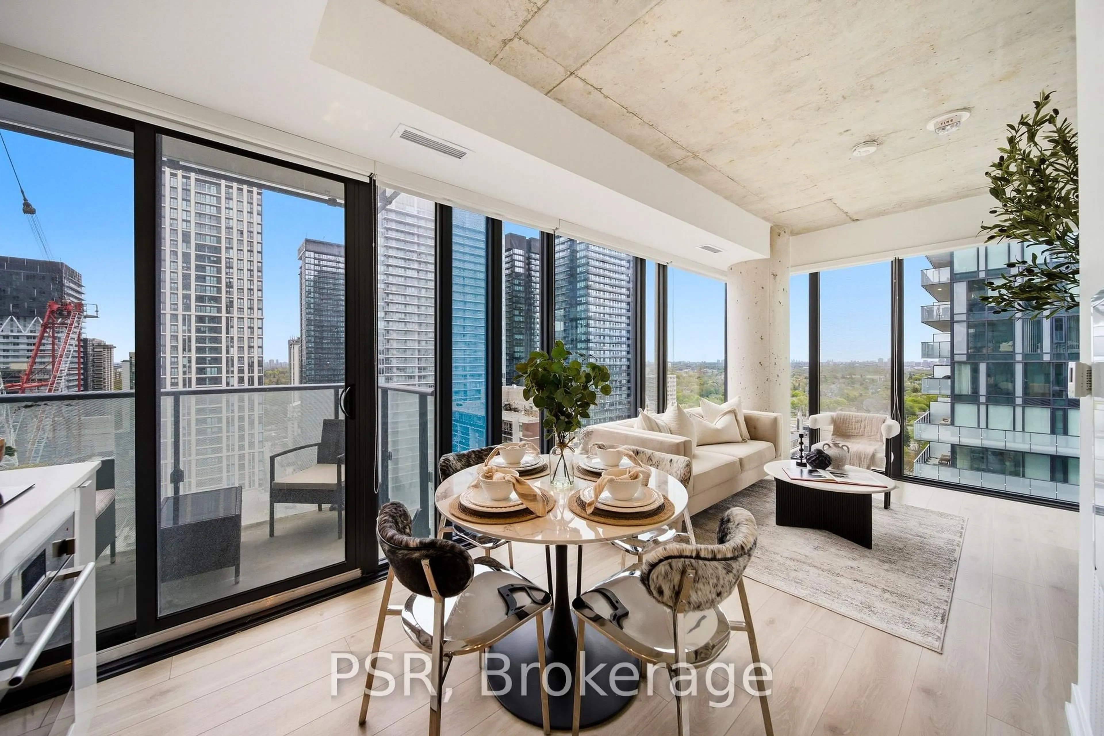Unknown for 161 Roehampton Ave #2005, Toronto Ontario M4P 0C8