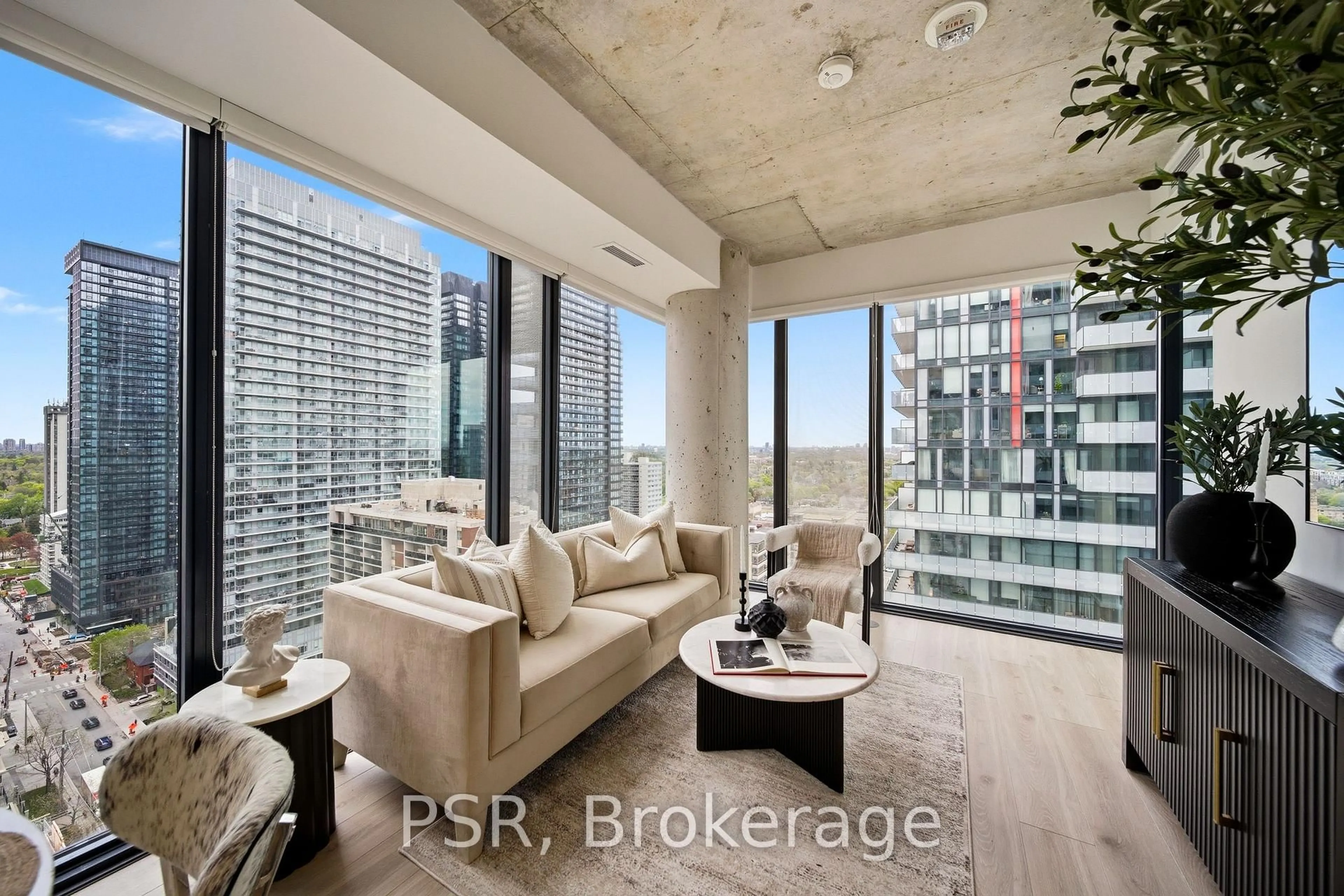 Living room with furniture, unknown for 161 Roehampton Ave #2005, Toronto Ontario M4P 0C8