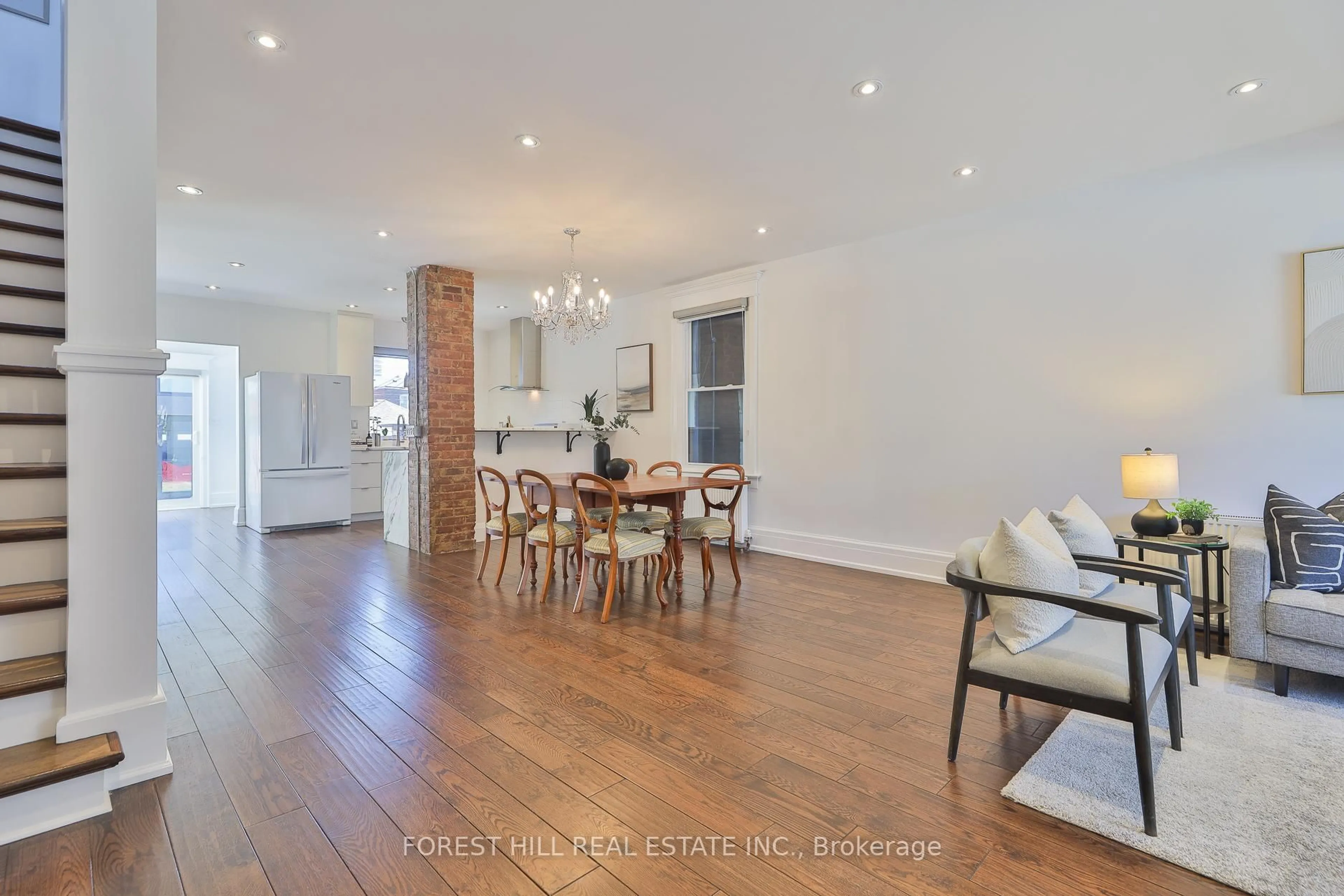 Unknown for 163 Wychwood Ave, Toronto Ontario M6C 2T4