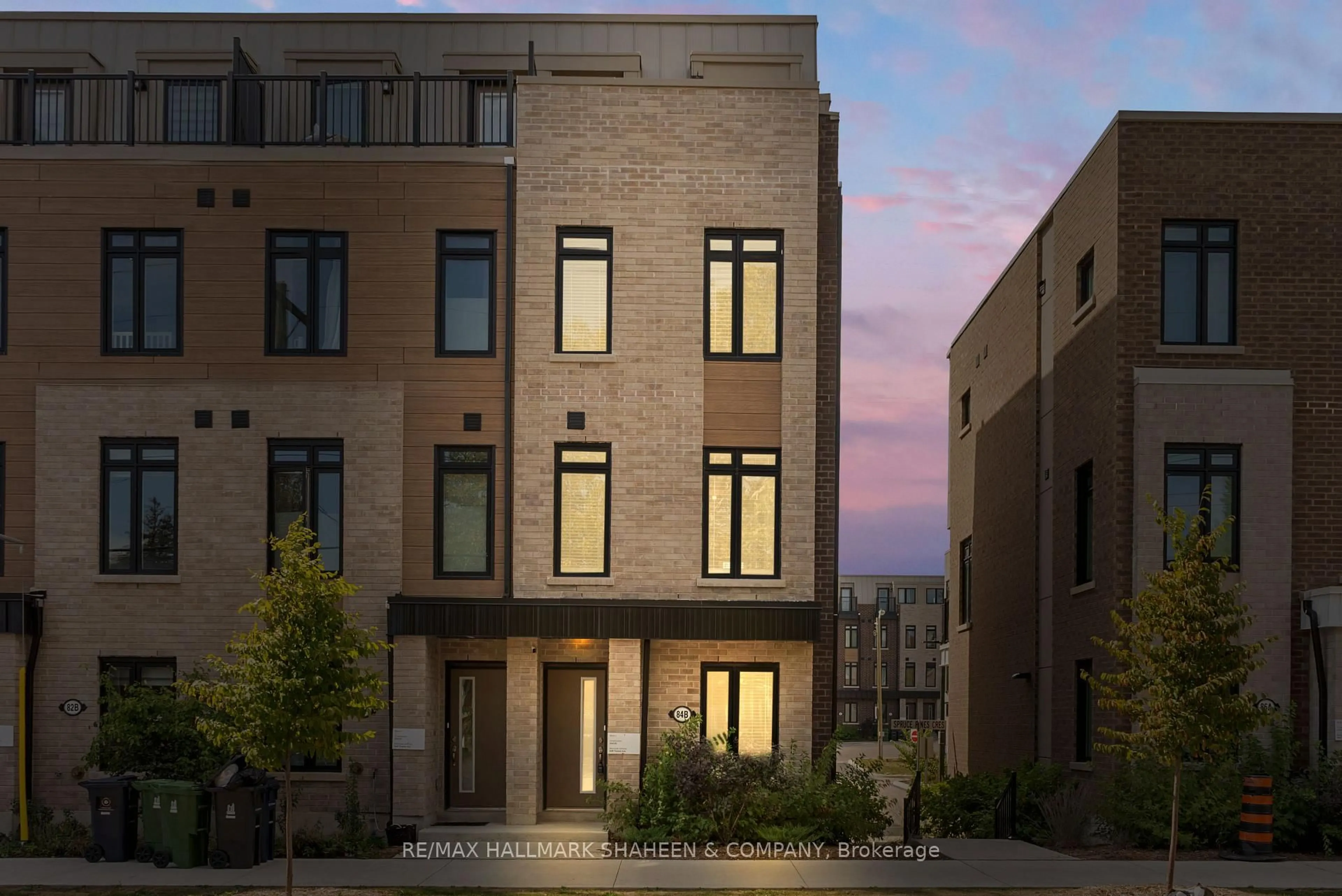 Home with brick exterior material, unknown for 84B Tisdale Ave, Toronto Ontario M4A 0A9