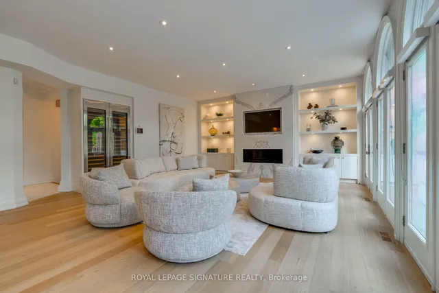 27 Teddington Park Ave, Toronto 3