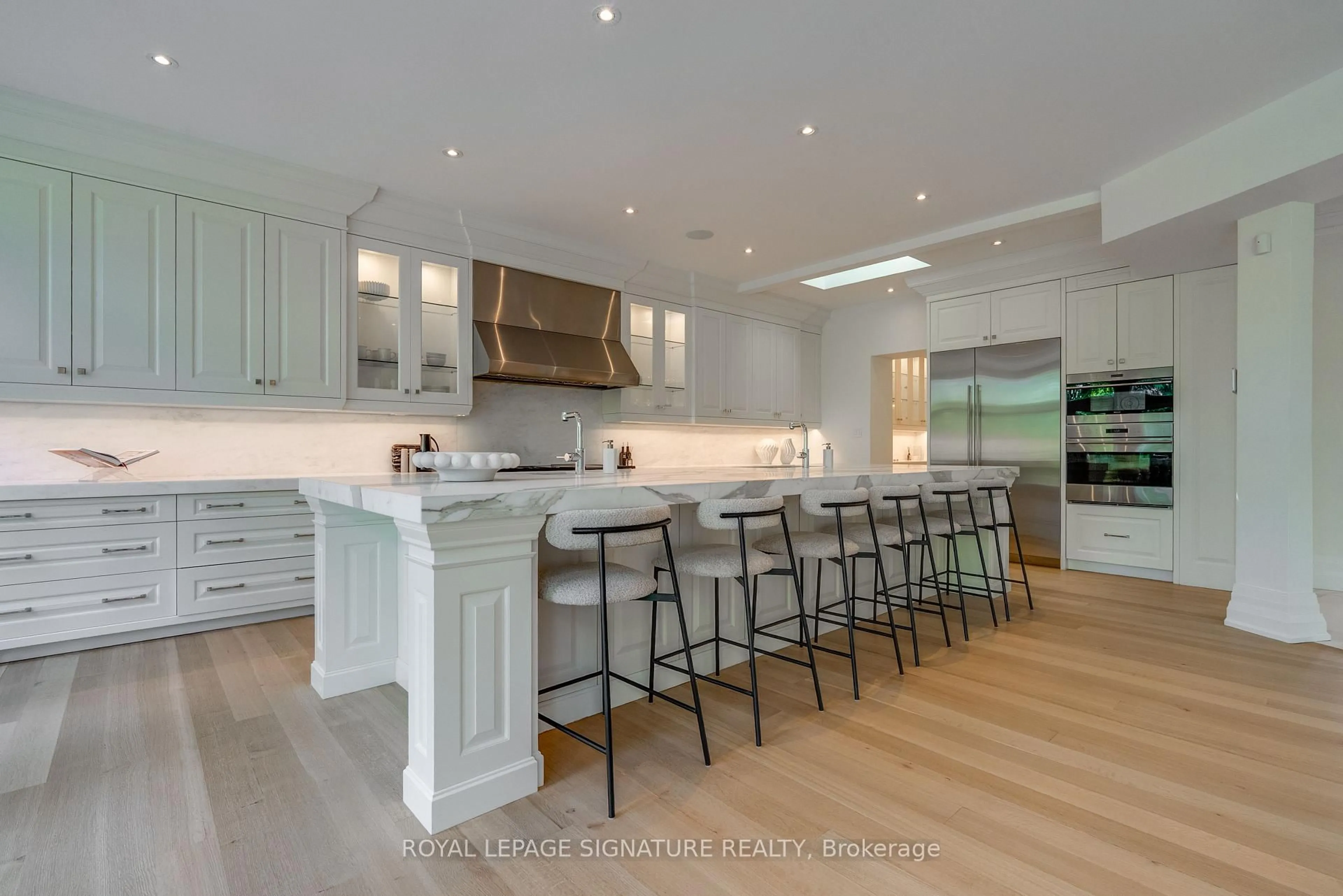 Contemporary kitchen, unknown for 27 Teddington Park Ave, Toronto Ontario M4N 2C4