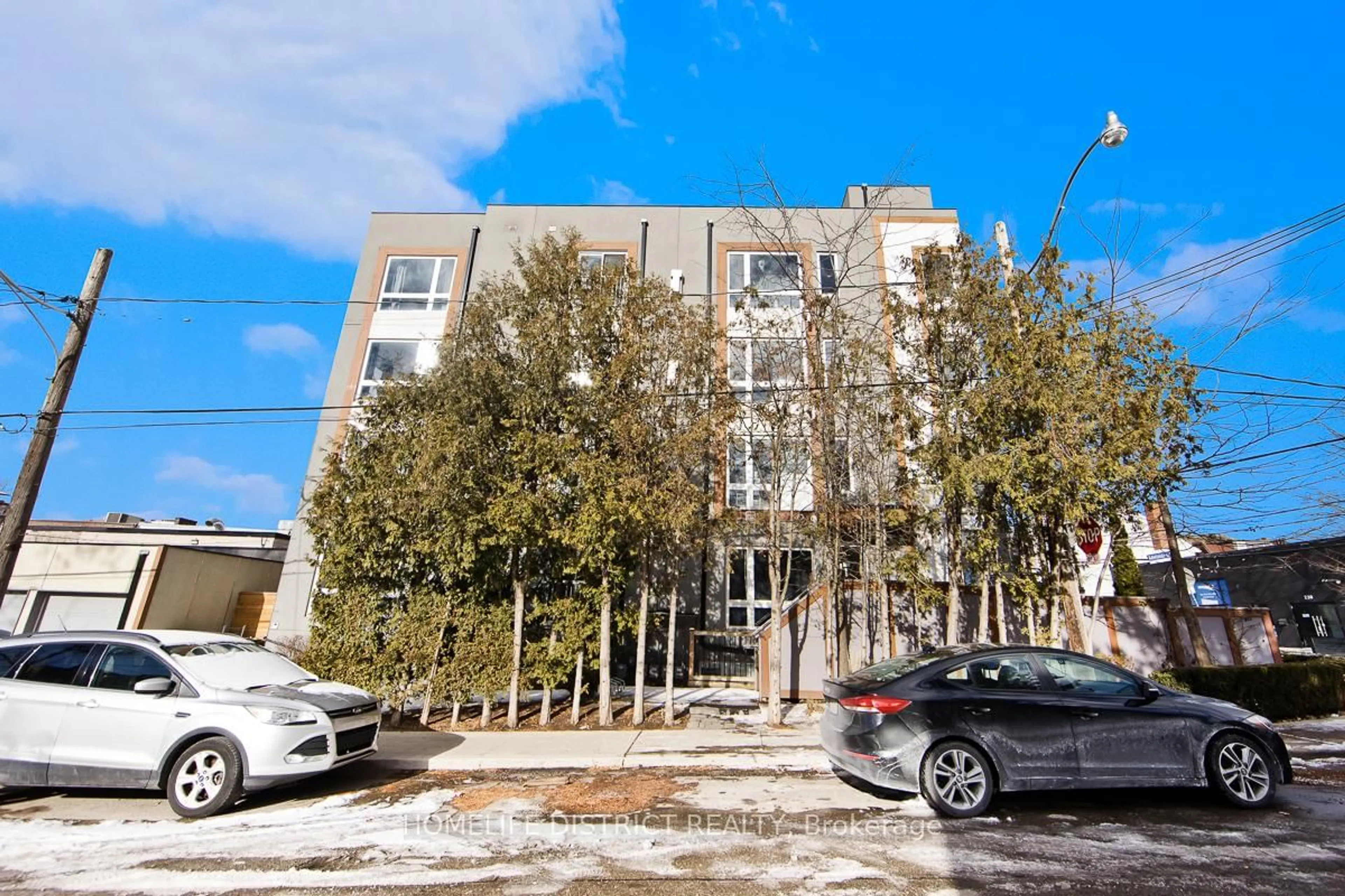 Unknown for 243 Niagara St, Toronto Ontario M6J 2L7