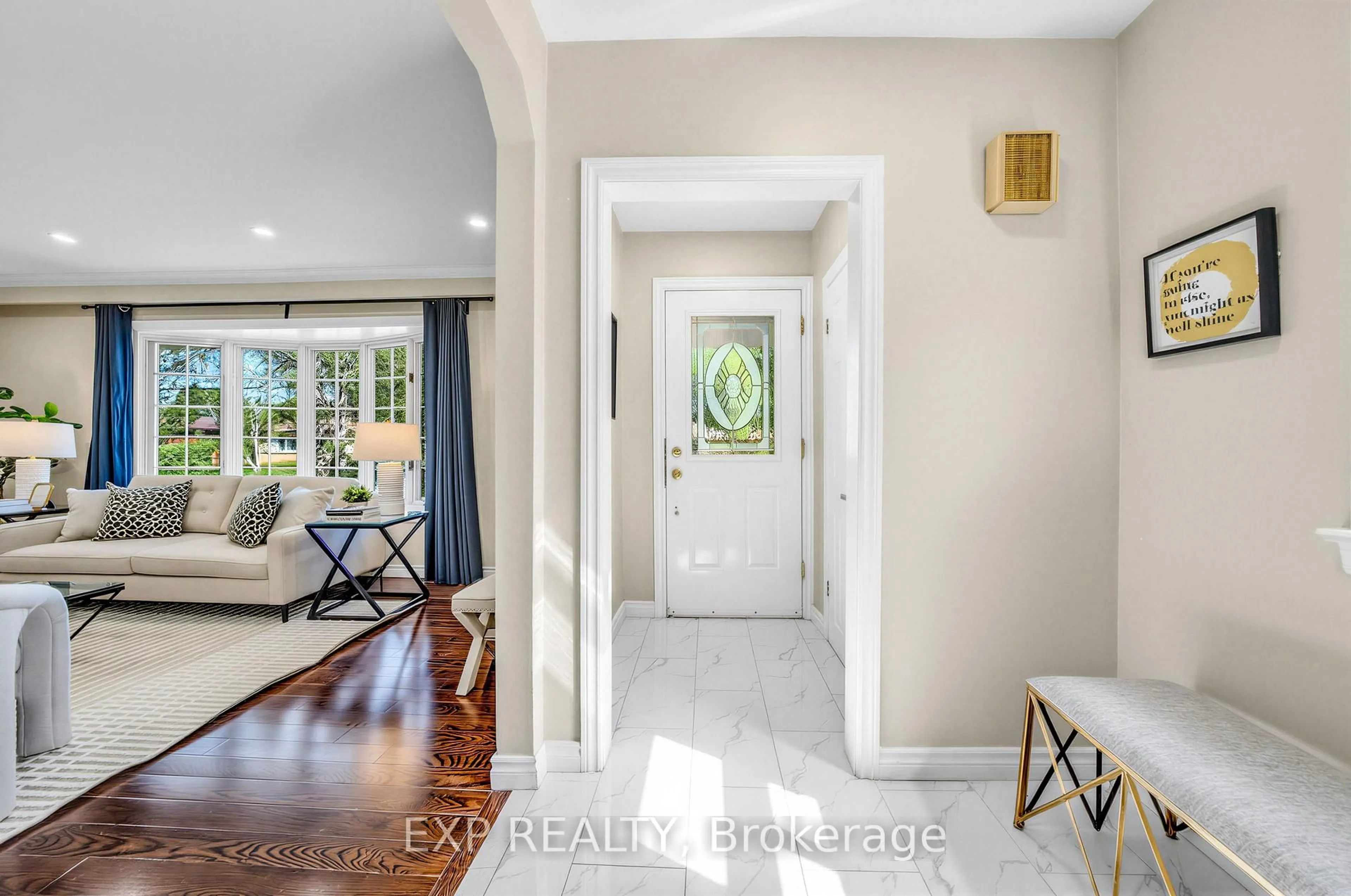 Indoor entryway for 177 Overbrook Pl, Toronto Ontario M3H 4R2