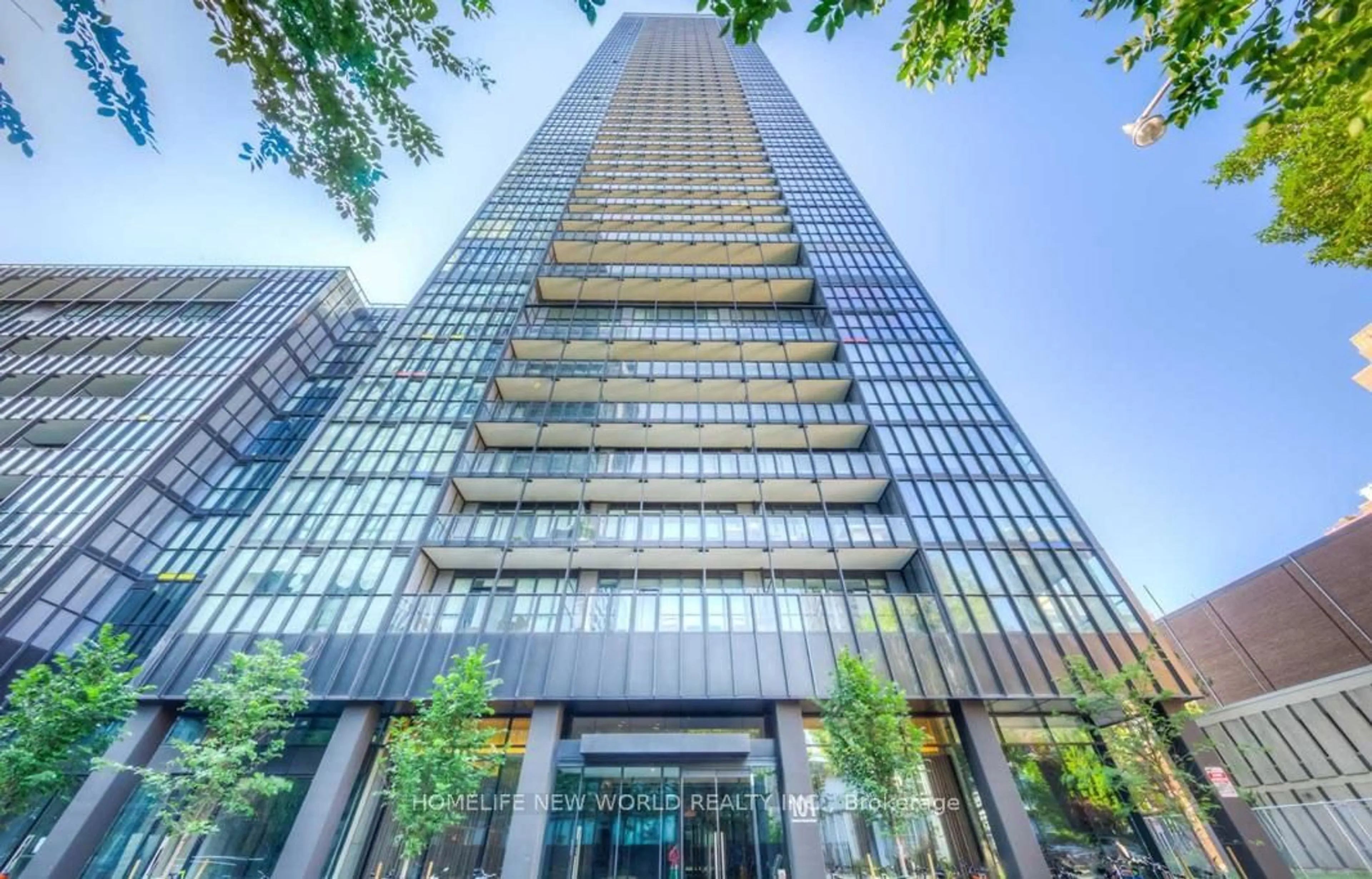 Indoor foyer for 101 Charles St #1306, Toronto Ontario M4Y 0A9
