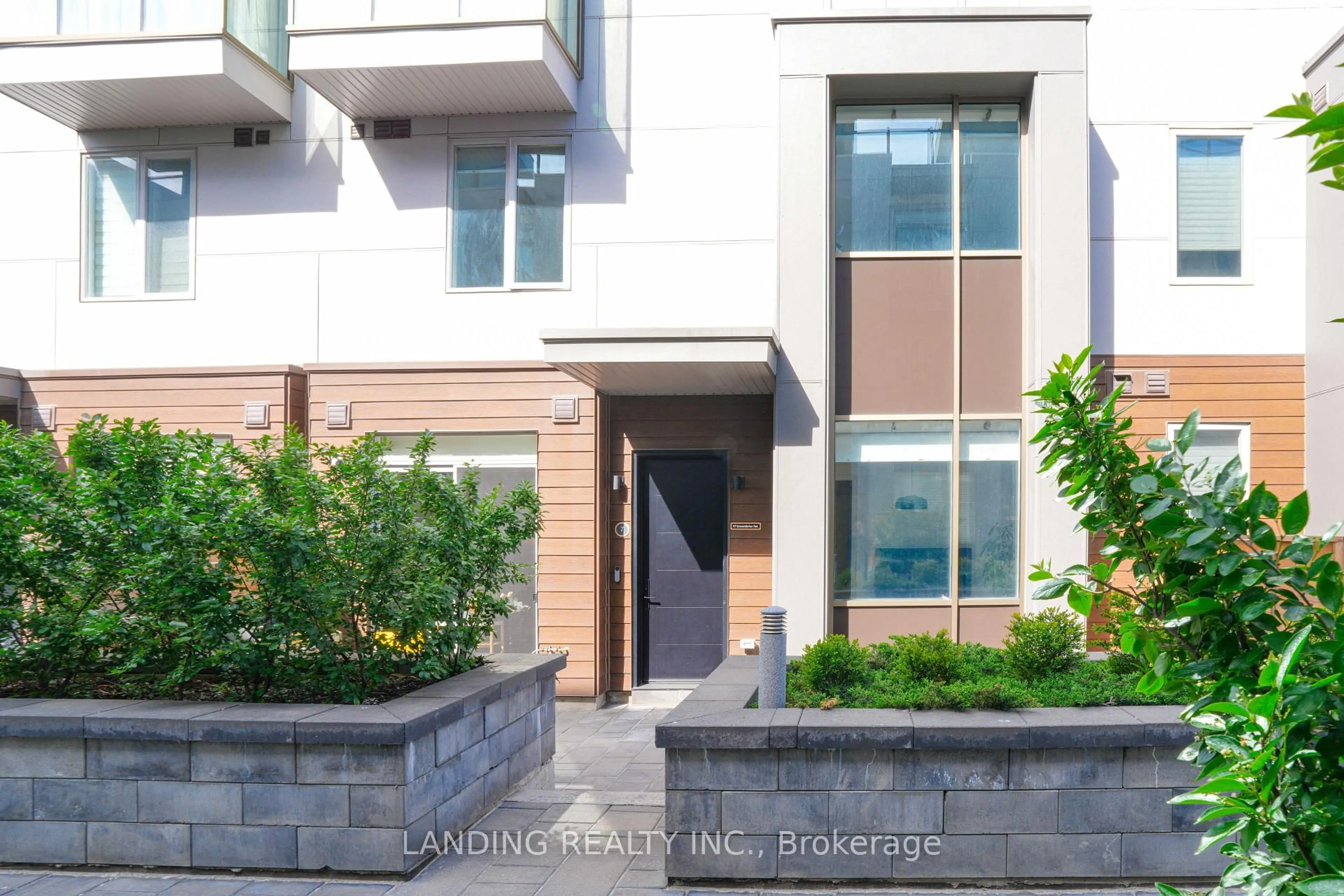 Unknown for 17 Greenbriar Rd #7, Toronto Ontario M2K 0G7