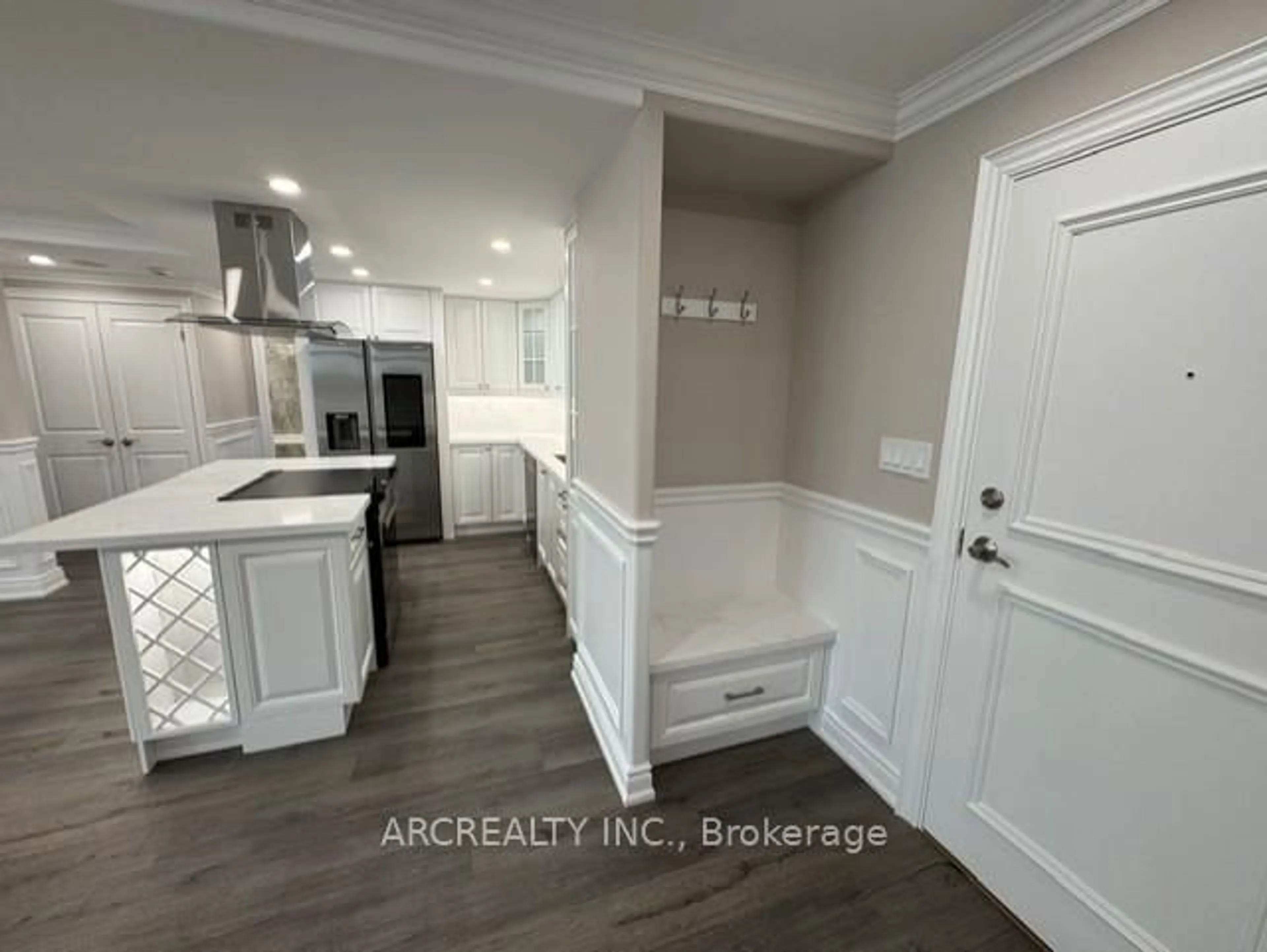 Open concept kitchen, ceramic/tile floor for 90 Fisherville Rd #1202, Toronto Ontario M2R 3J9