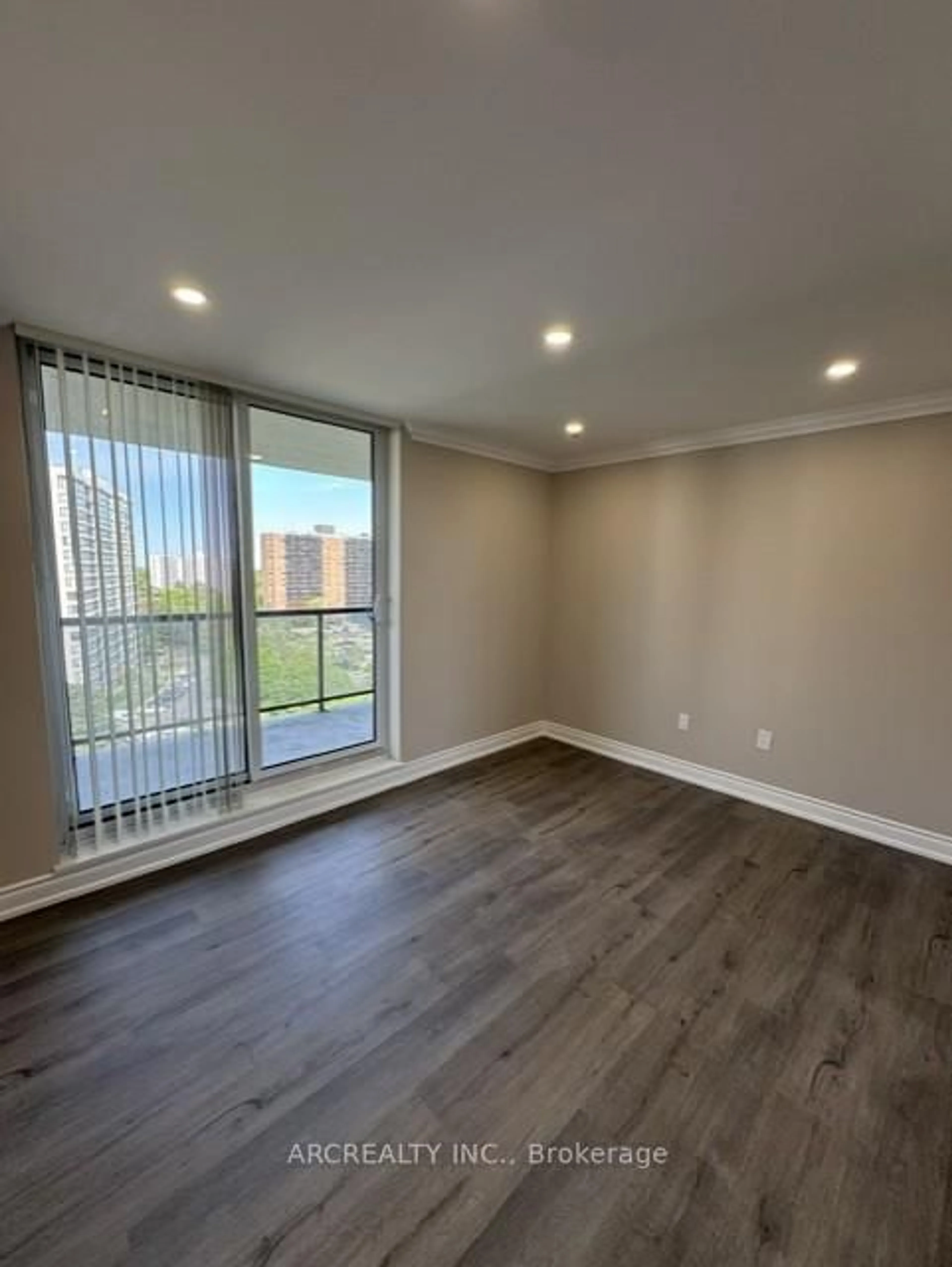 A pic of a room for 90 Fisherville Rd #1202, Toronto Ontario M2R 3J9