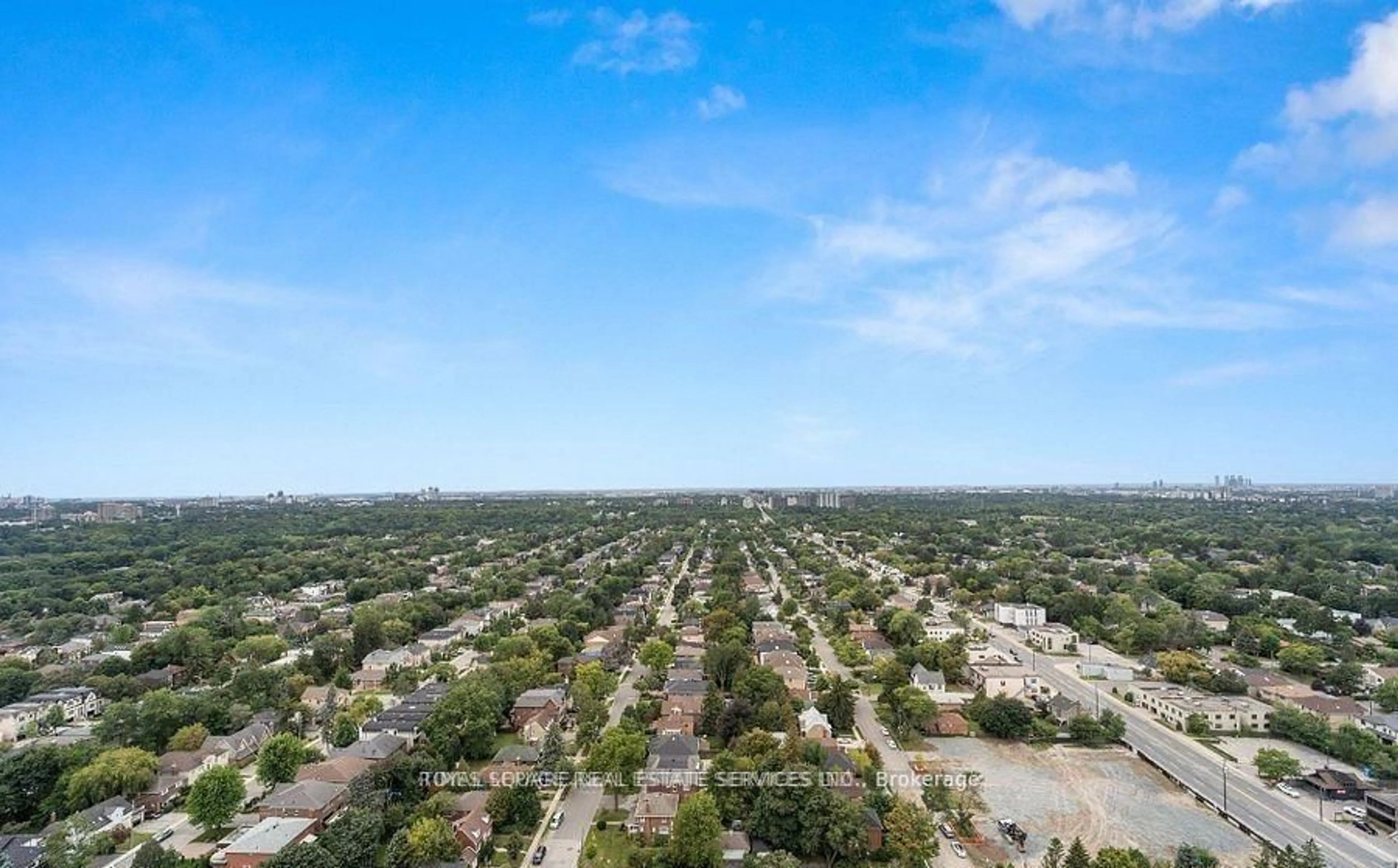 A pic from outside/outdoor area/front of a property/back of a property/a pic from drone, city buildings view from balcony for 11 Bogert Ave #3305, Toronto Ontario M2N 1K4