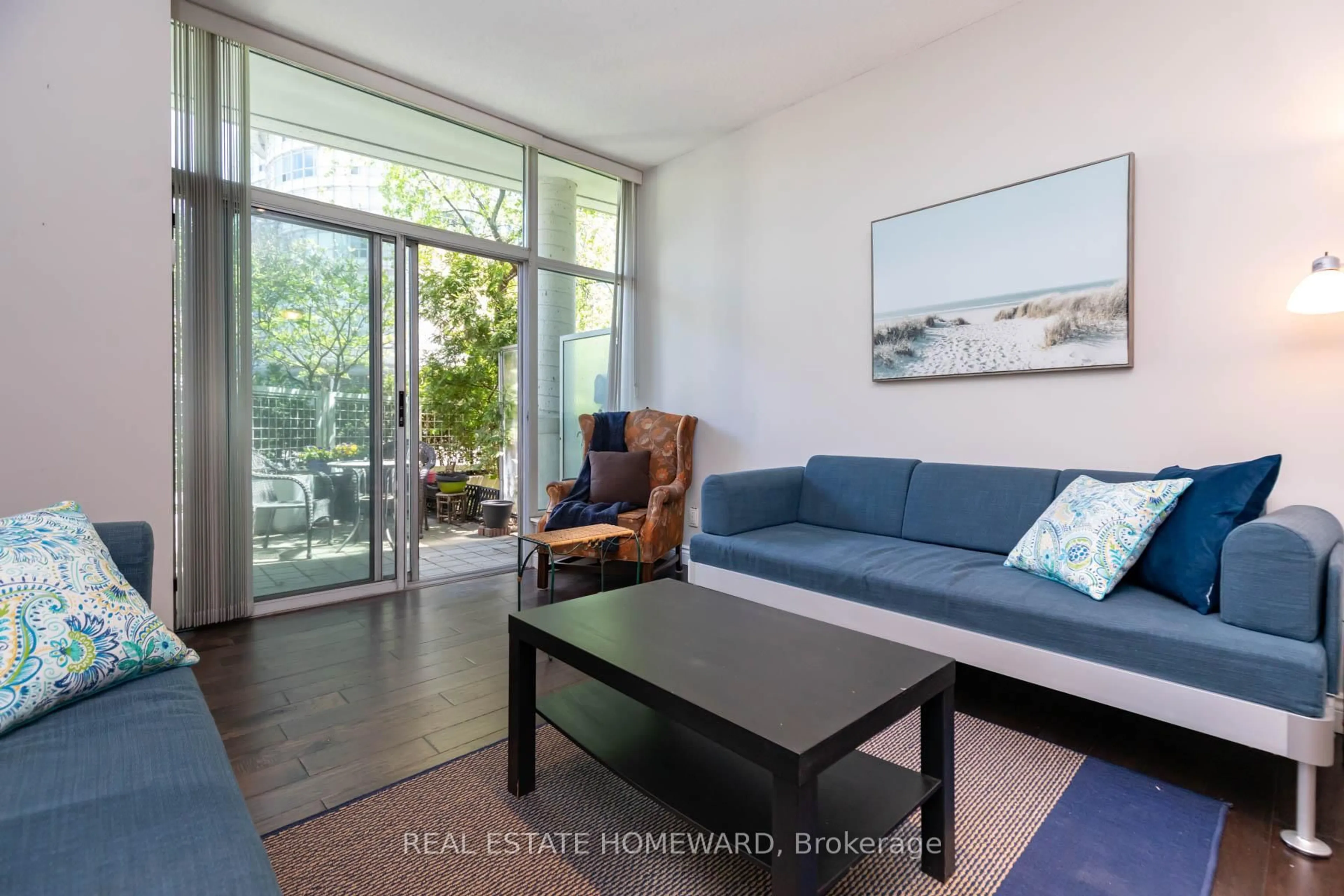 Living room with furniture, unknown for 600 Queens Quay #101, Toronto Ontario M5V 3M3
