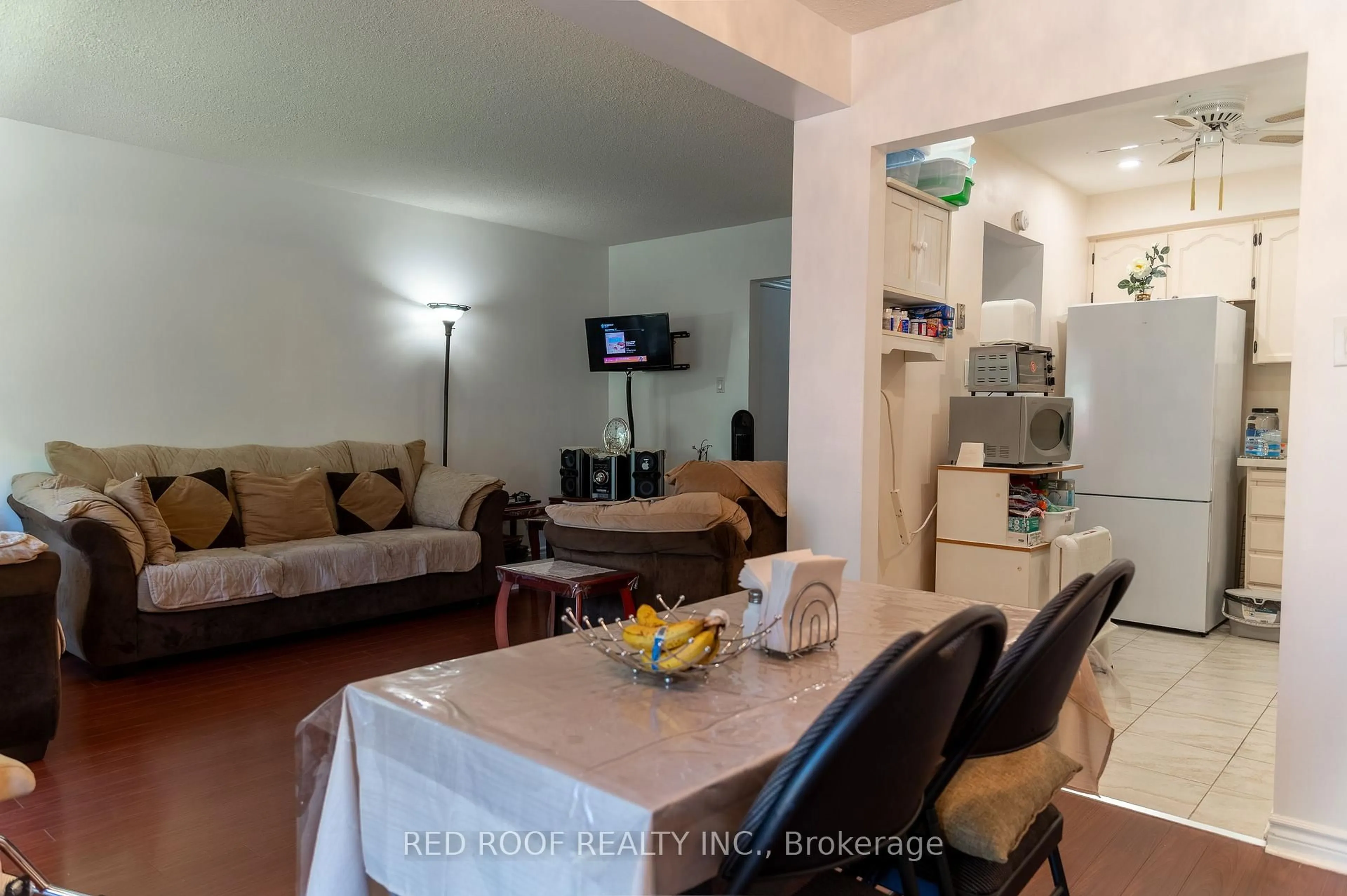 Dining room, unknown for 64 Farm Green Way #64, Toronto Ontario M3A 3M2