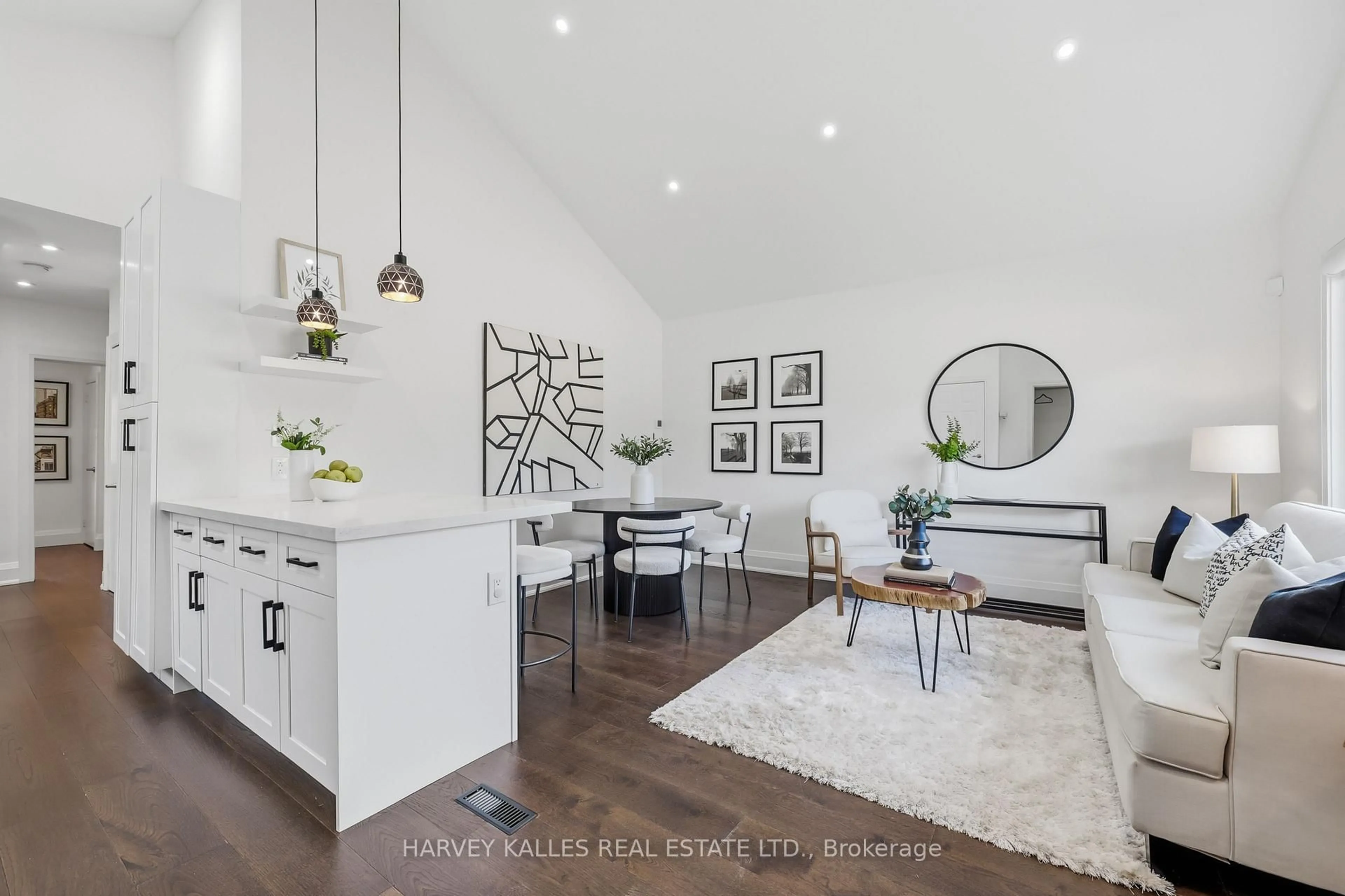 Open concept kitchen, unknown for 568 Northcliffe Blvd, Toronto Ontario M6E 3L7