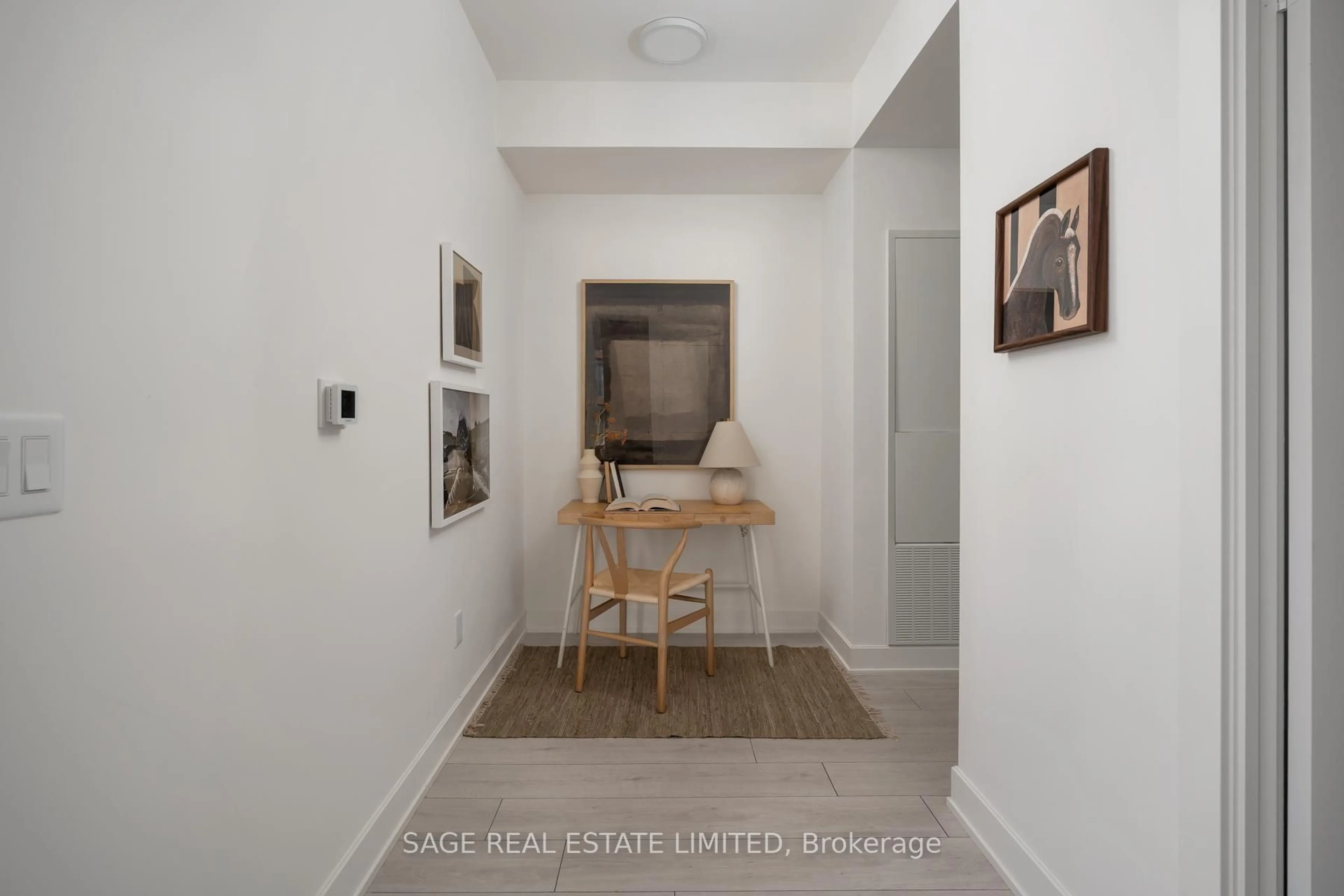 Indoor entryway for 35 Mercer St #1712, Toronto Ontario M5V 1H2