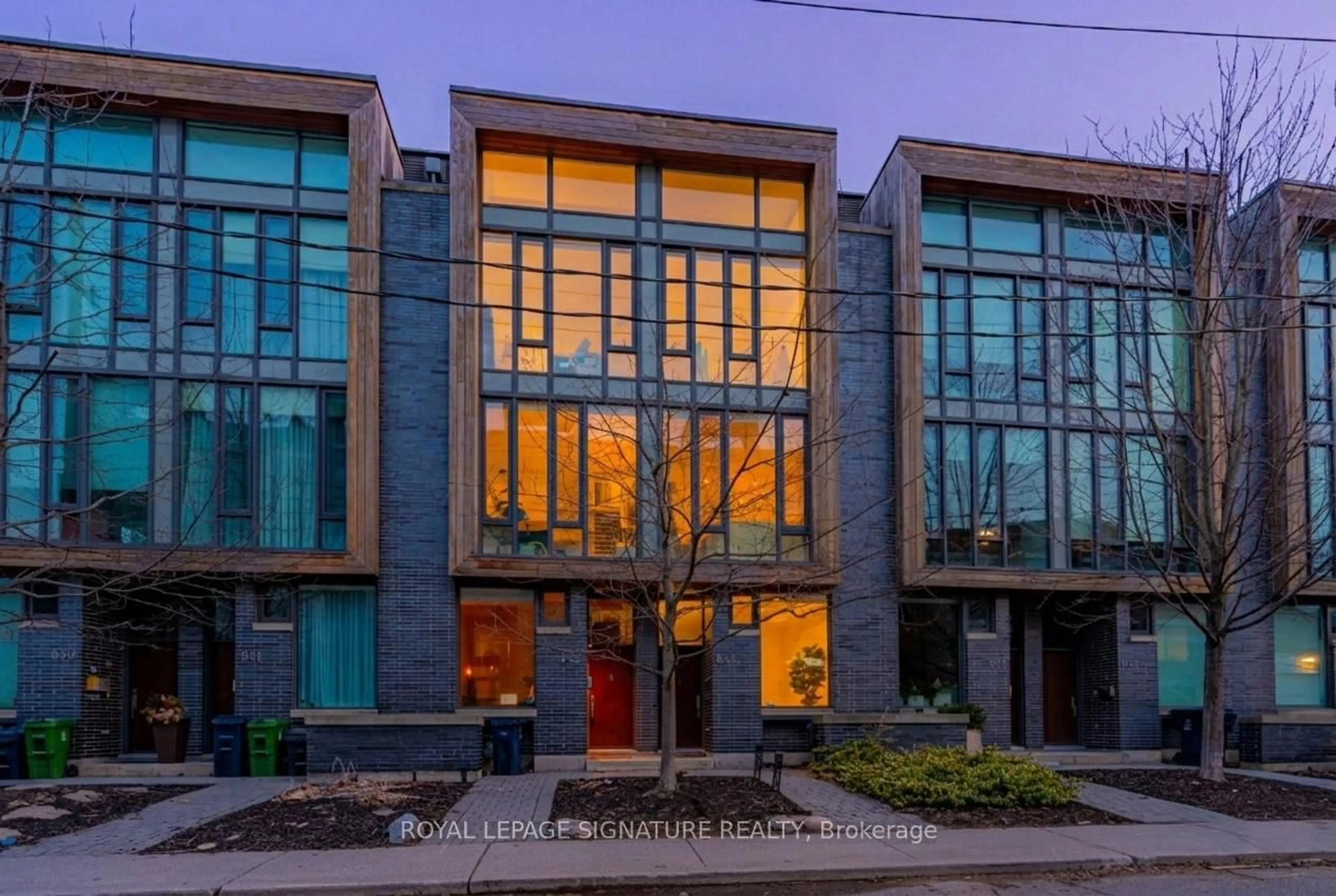 Unknown for 845 Richmond St, Toronto Ontario M6J 1E2
