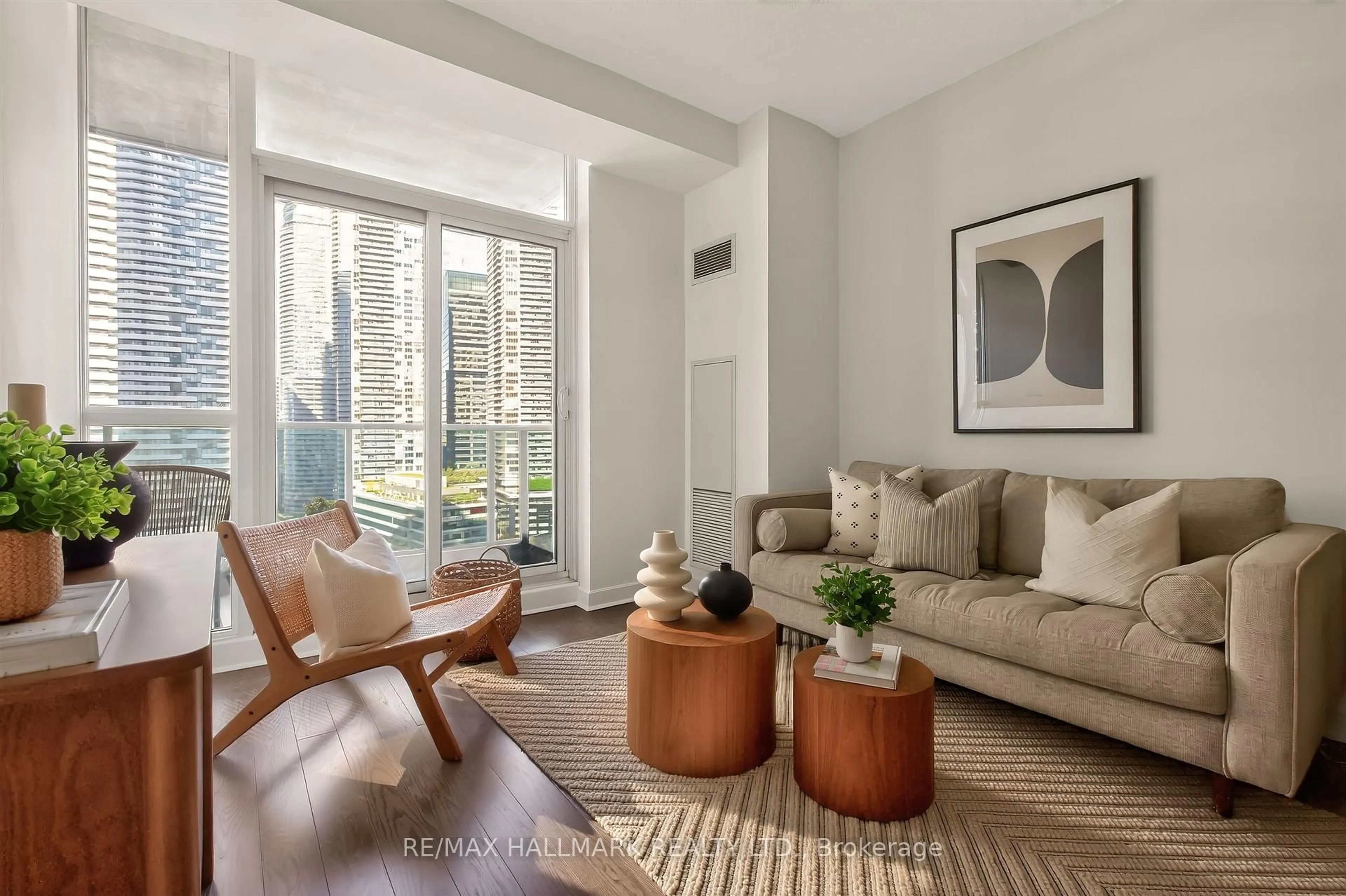 Living room with furniture, unknown for 18 Harbour St #2211, Toronto Ontario M6J 2Z6