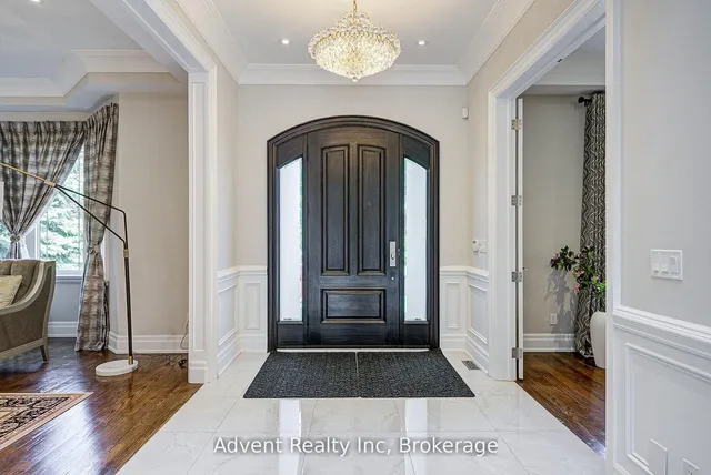 27 Tefley Rd, Toronto 2