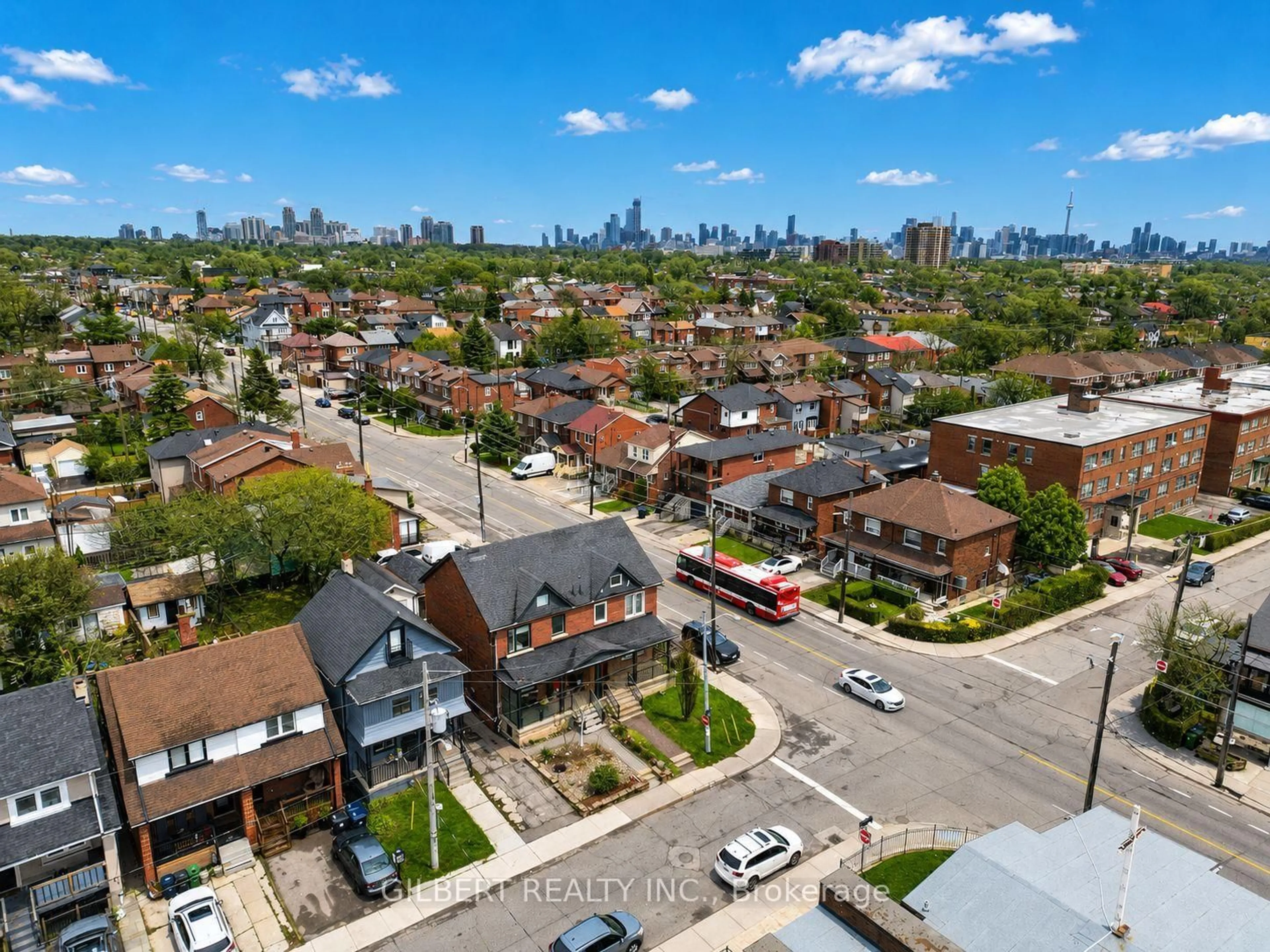 A pic from outside/outdoor area/front of a property/back of a property/a pic from drone, city buildings view from balcony for 405 Westmount Ave, Toronto Ontario M6E 3N4