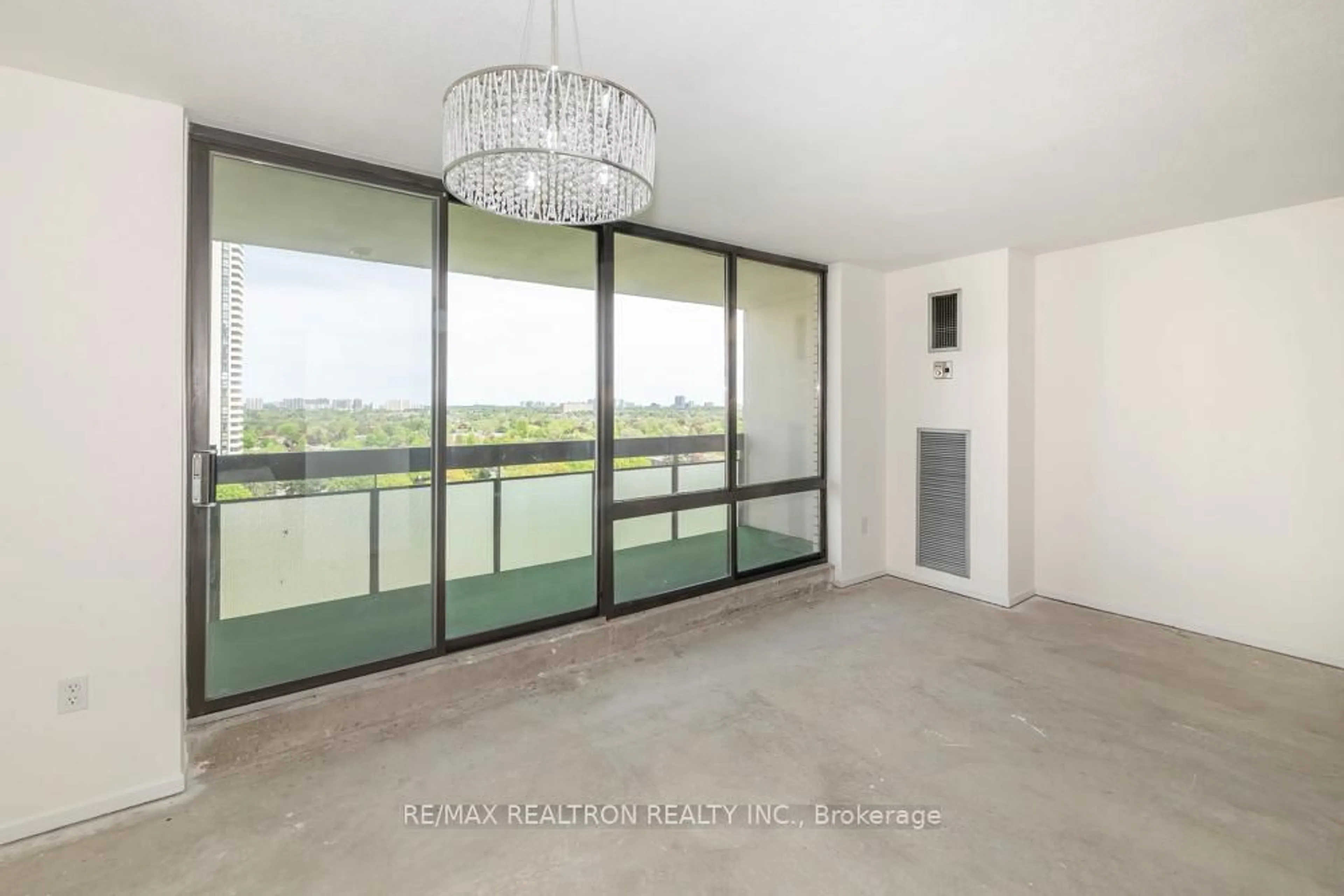 A pic of a room for 350 Seneca Hill Dr #1602, Toronto Ontario M2J 4S7
