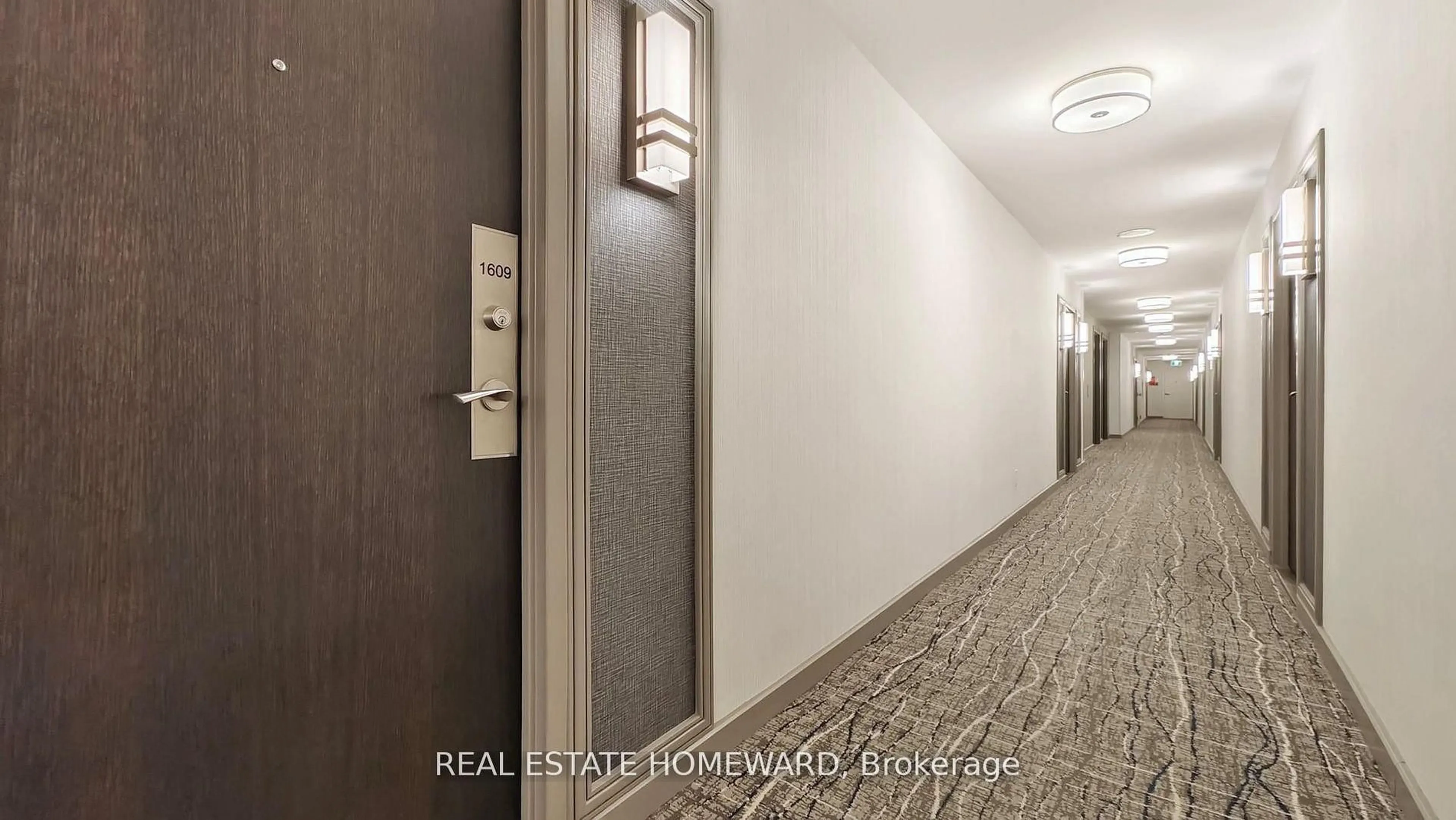 Indoor foyer for 15 Maitland Pl #1609, Toronto Ontario M4Y 2X3