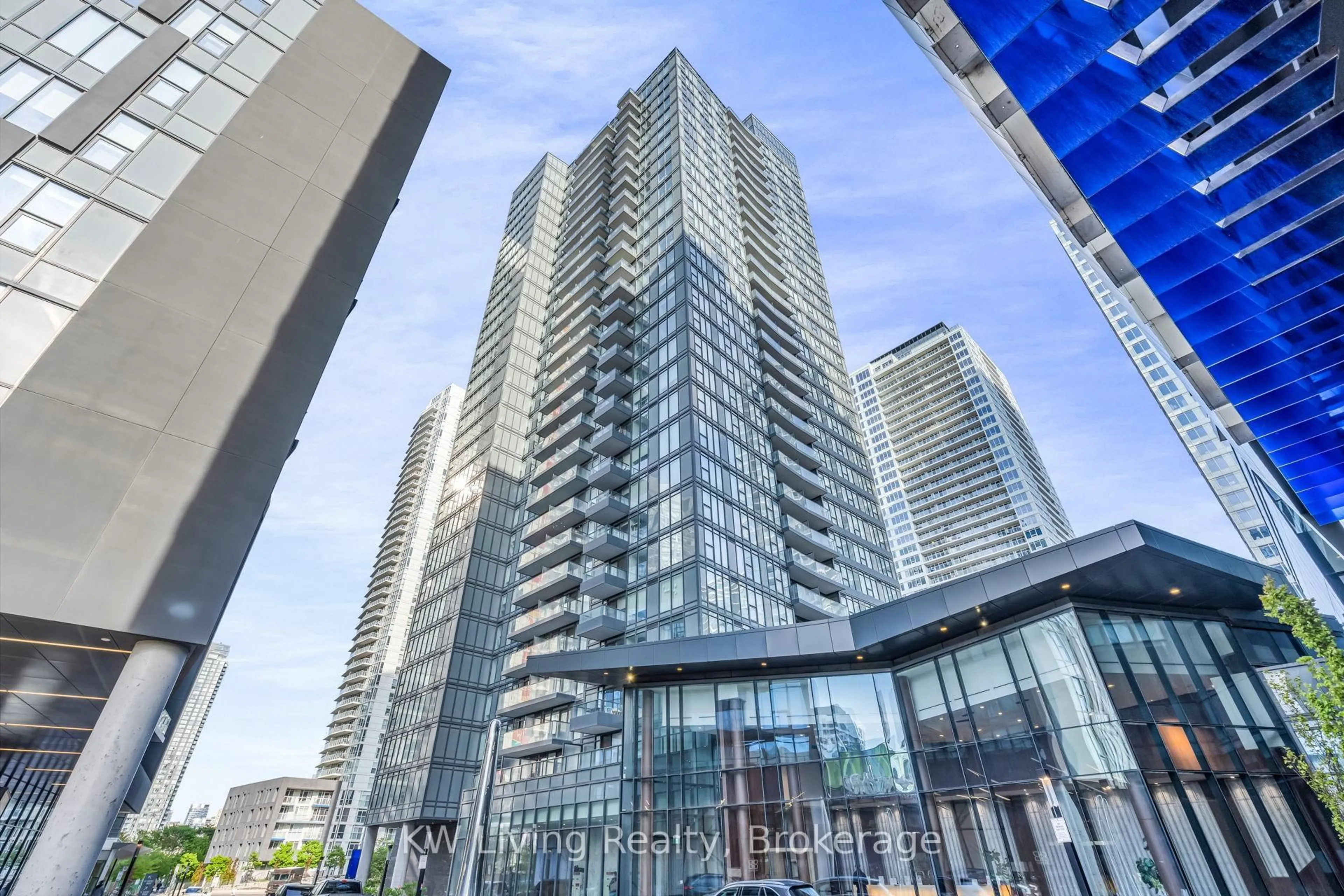 Indoor foyer for 70 Queens Wharf Rd #1601, Toronto Ontario M5V 0J2