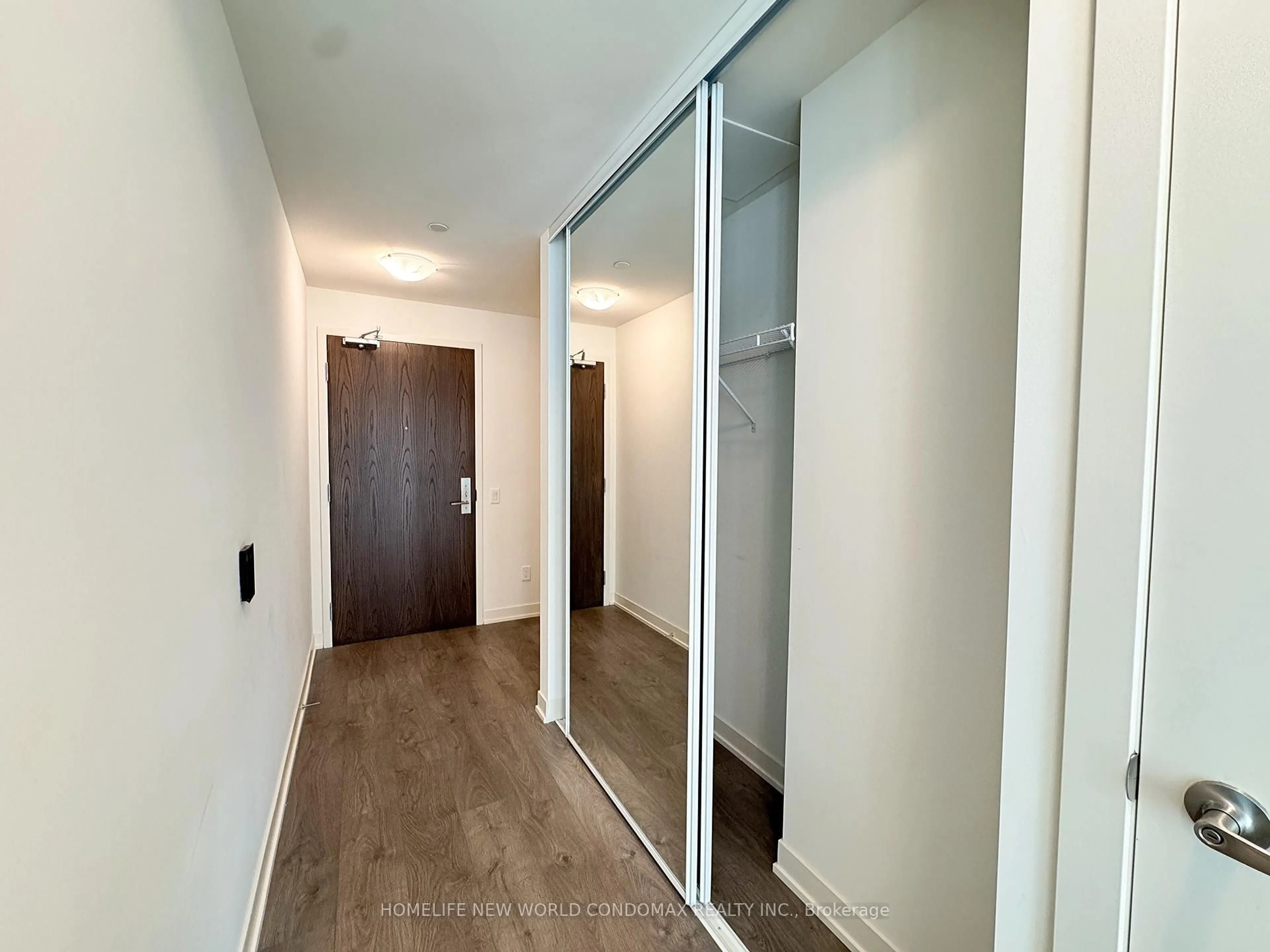 Unknown for 4955 Yonge St #806, Toronto Ontario M2N 0L8