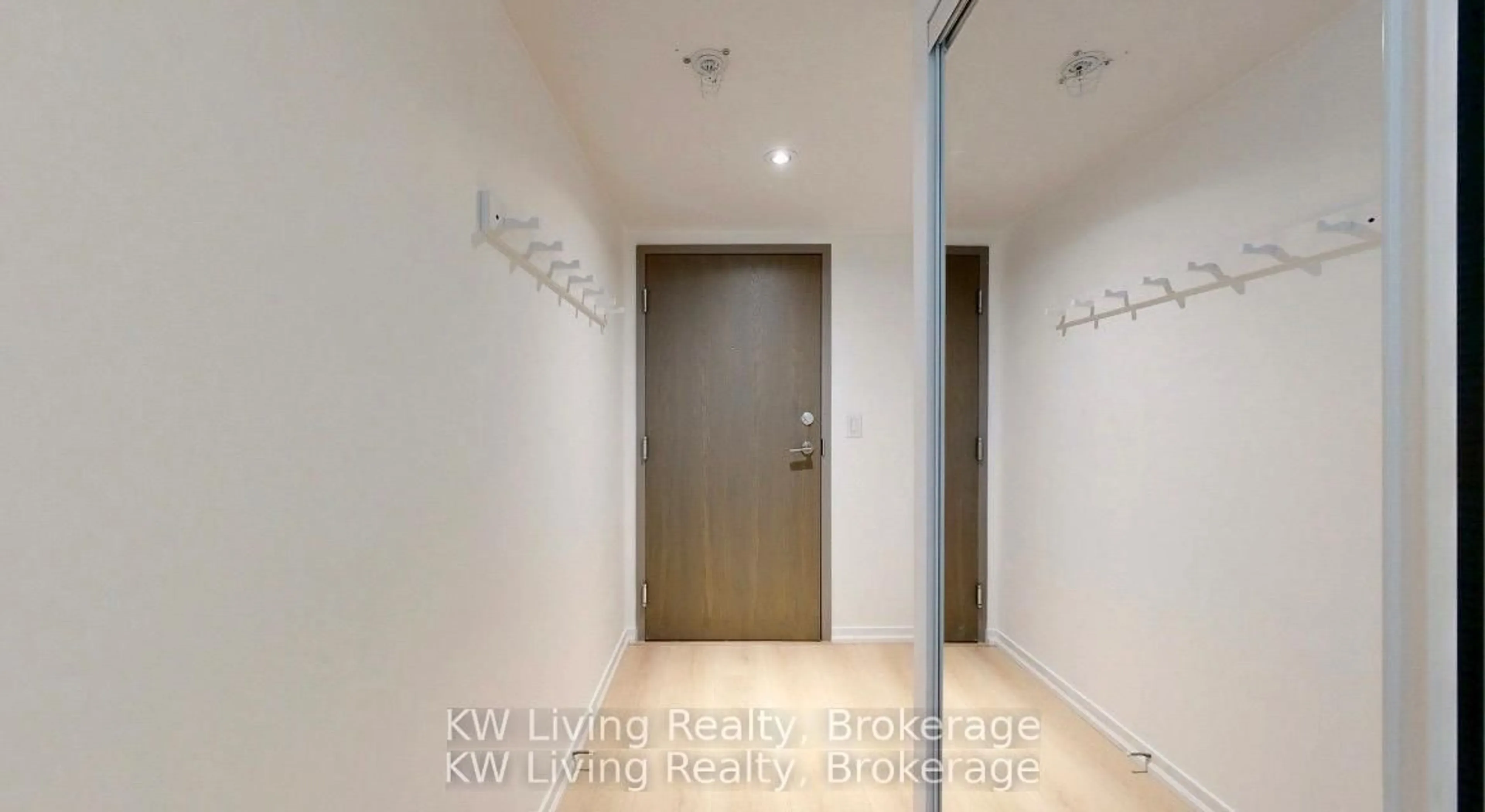 Indoor foyer for 36 Lisgar St #1211E, Toronto Ontario M6J 0C7