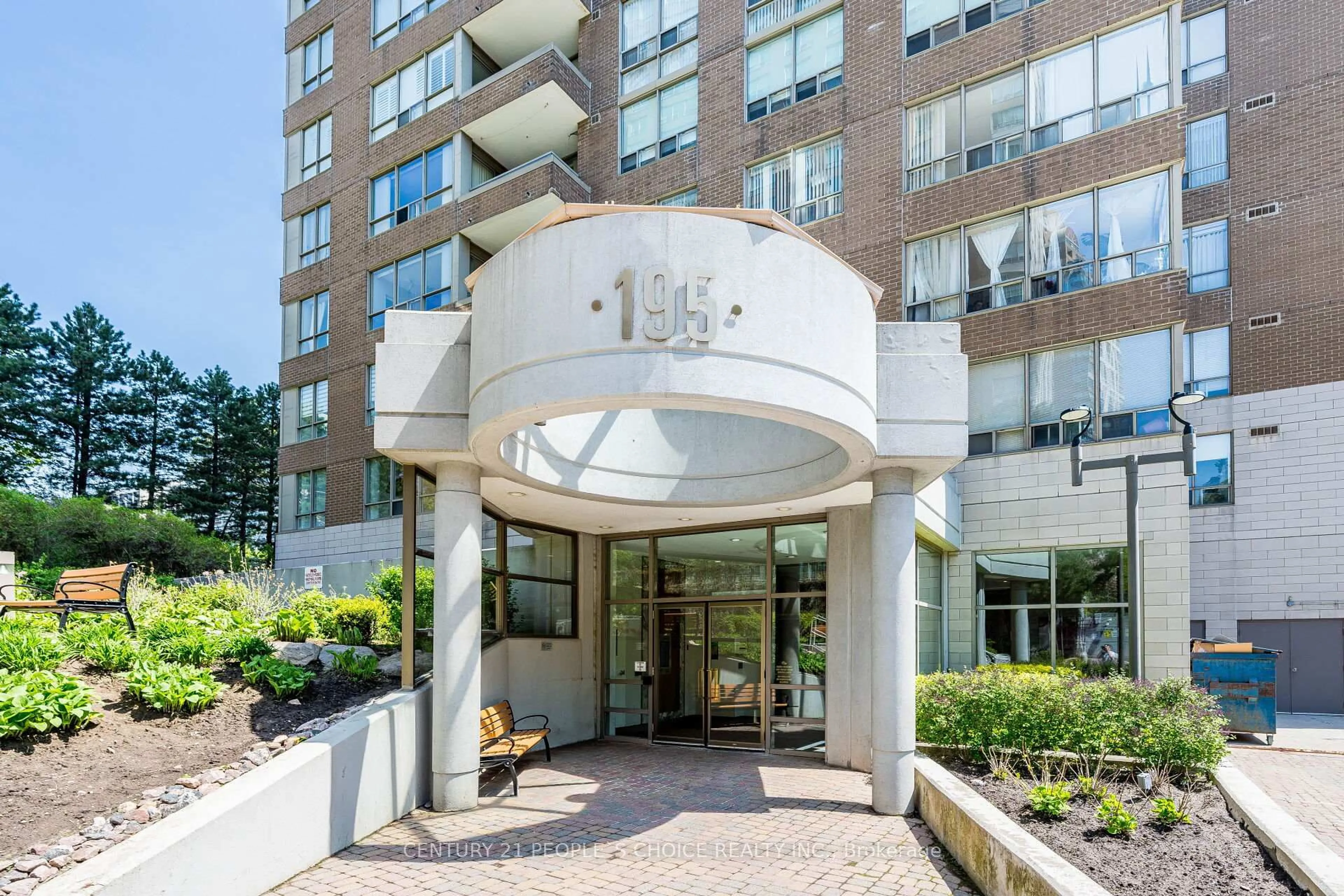 Indoor foyer for 195 Wynford Dr #1602, Toronto Ontario M3C 3P3