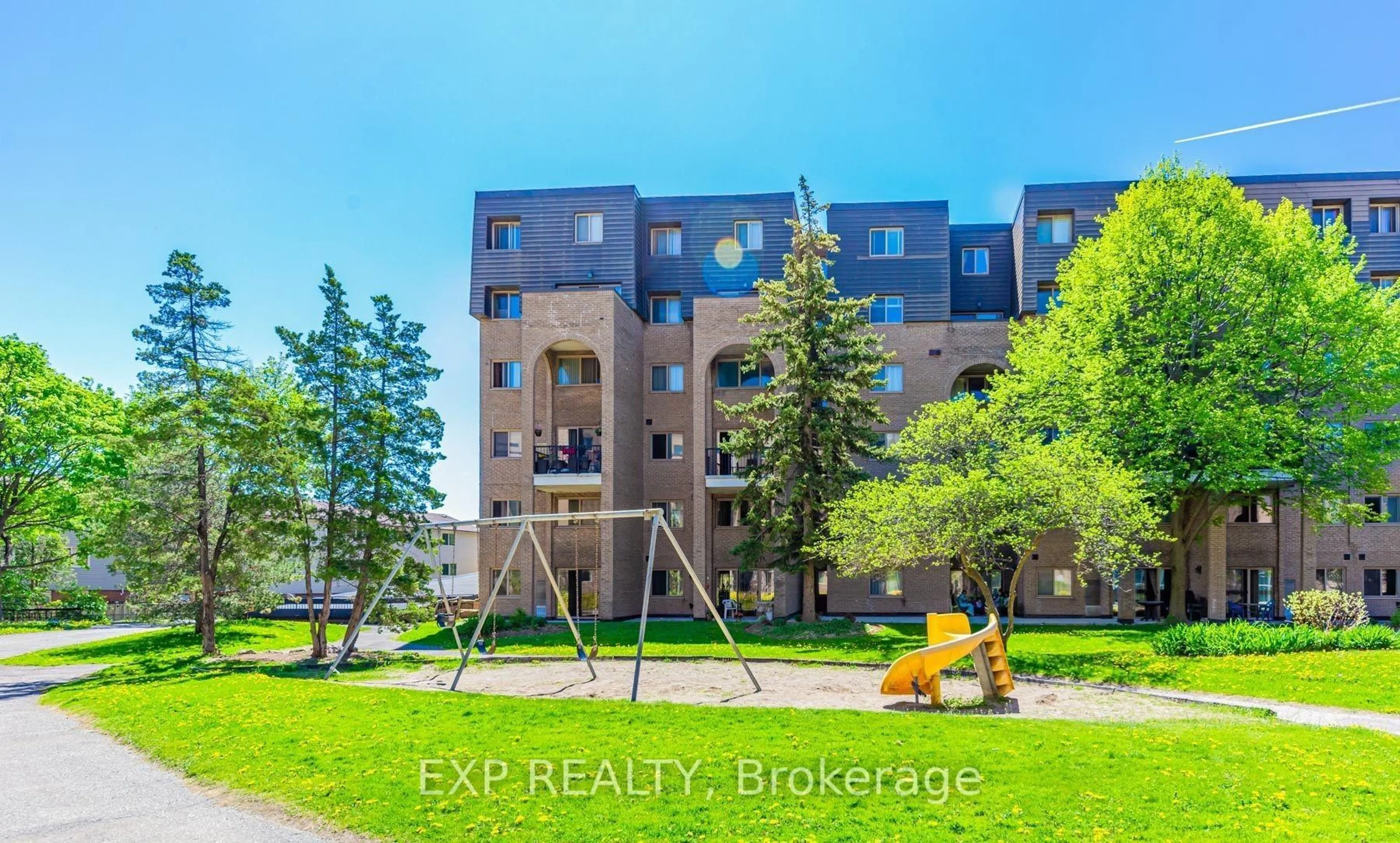 A pic from outside/outdoor area/front of a property/back of a property/a pic from drone, building for 4001 Don Mills Rd #110, Toronto Ontario M2H 3J8