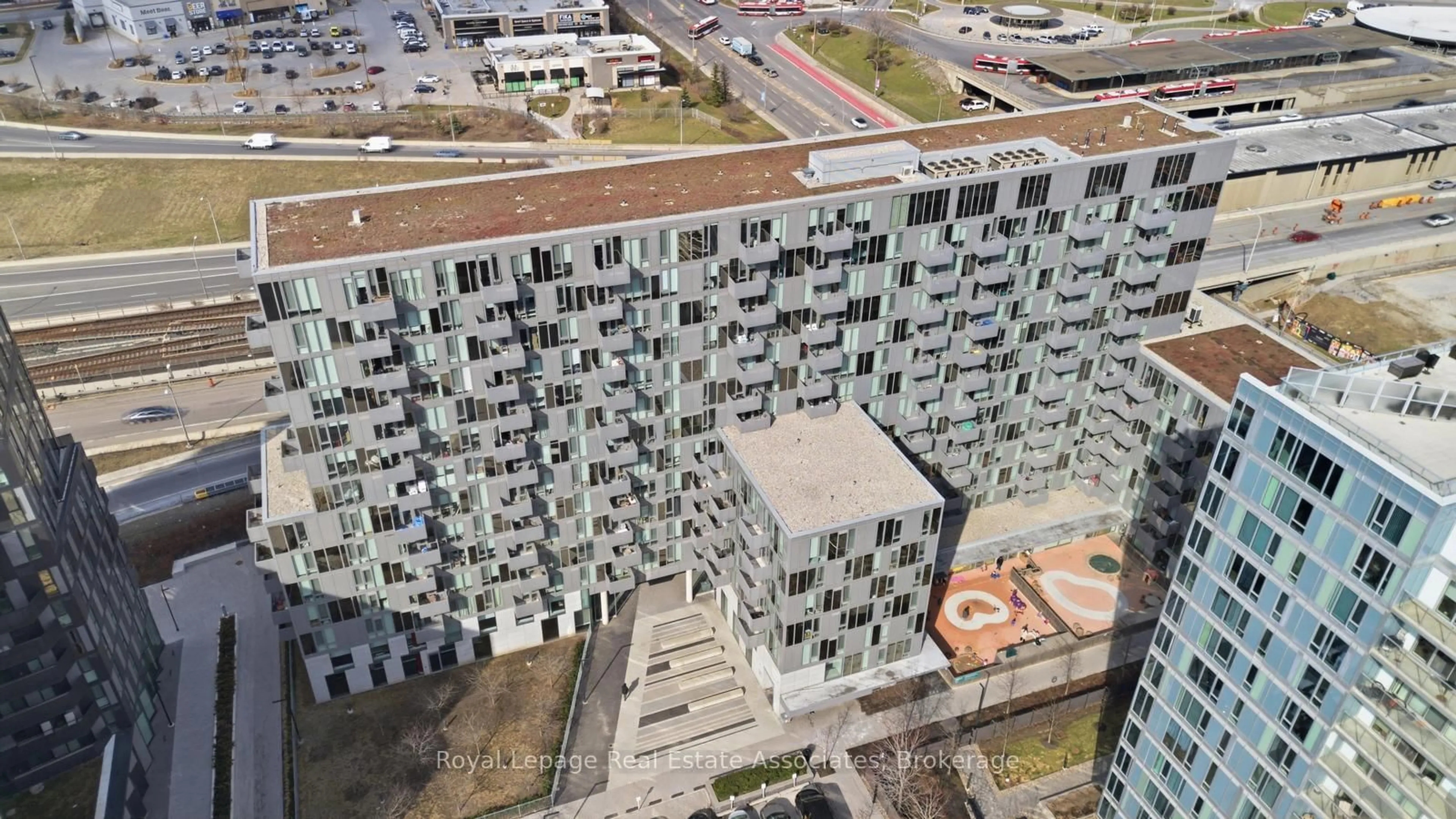 A pic from outside/outdoor area/front of a property/back of a property/a pic from drone, city buildings view from balcony for 38 Monte Kwinter Crt #807, Toronto Ontario M3H 0E2