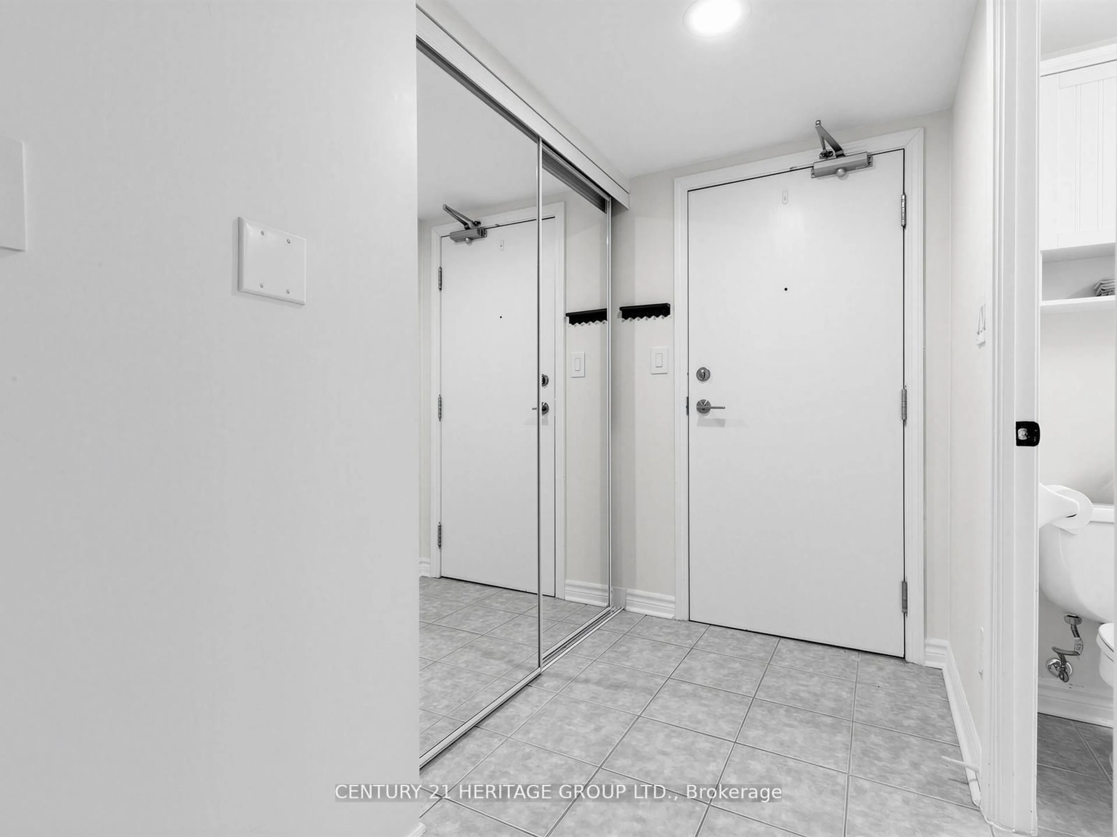 Unknown for 8 Rean Dr #703, Toronto Ontario M2K 3B9