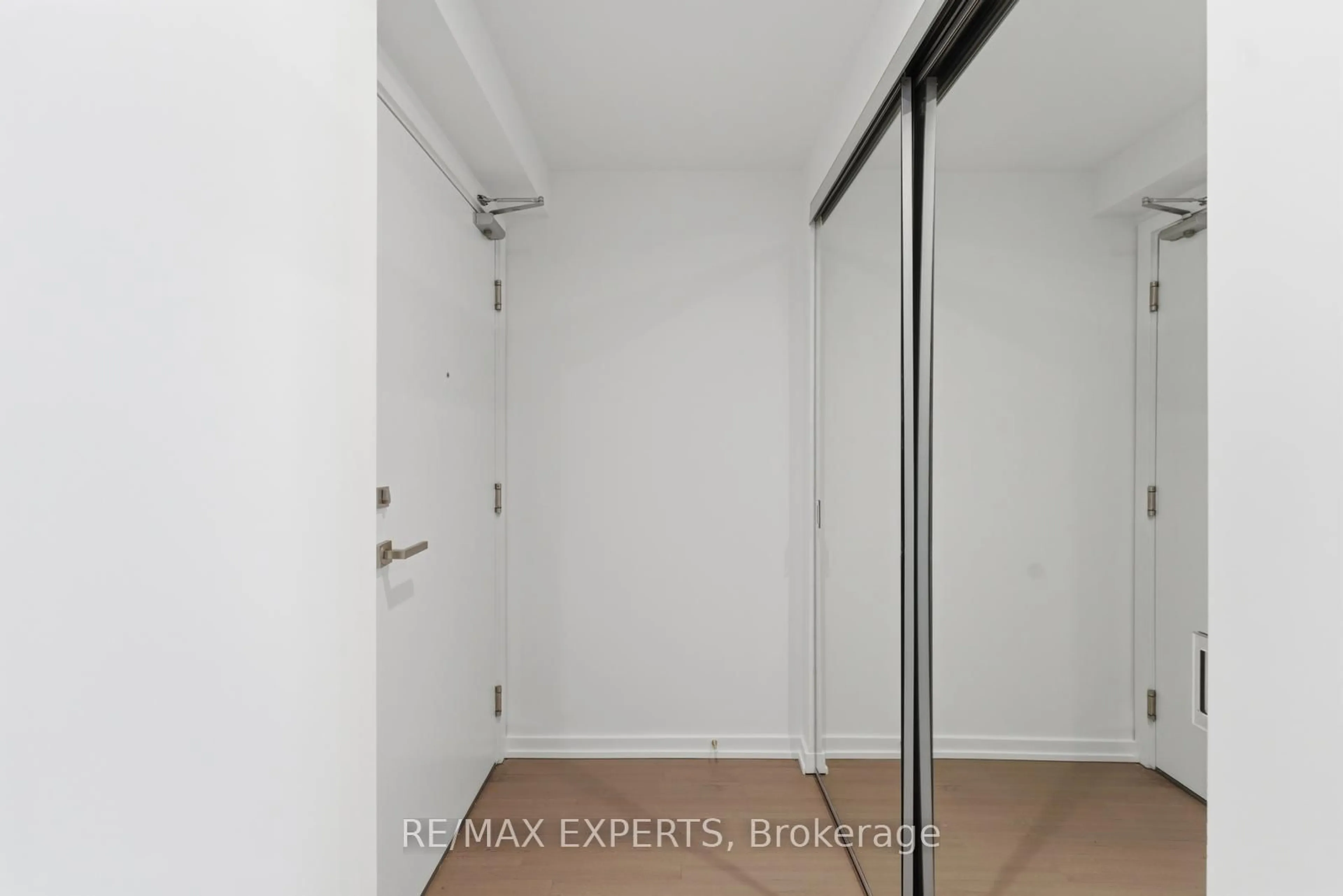 Unknown for 101 Peter St #3606, Toronto Ontario M5V 0G6