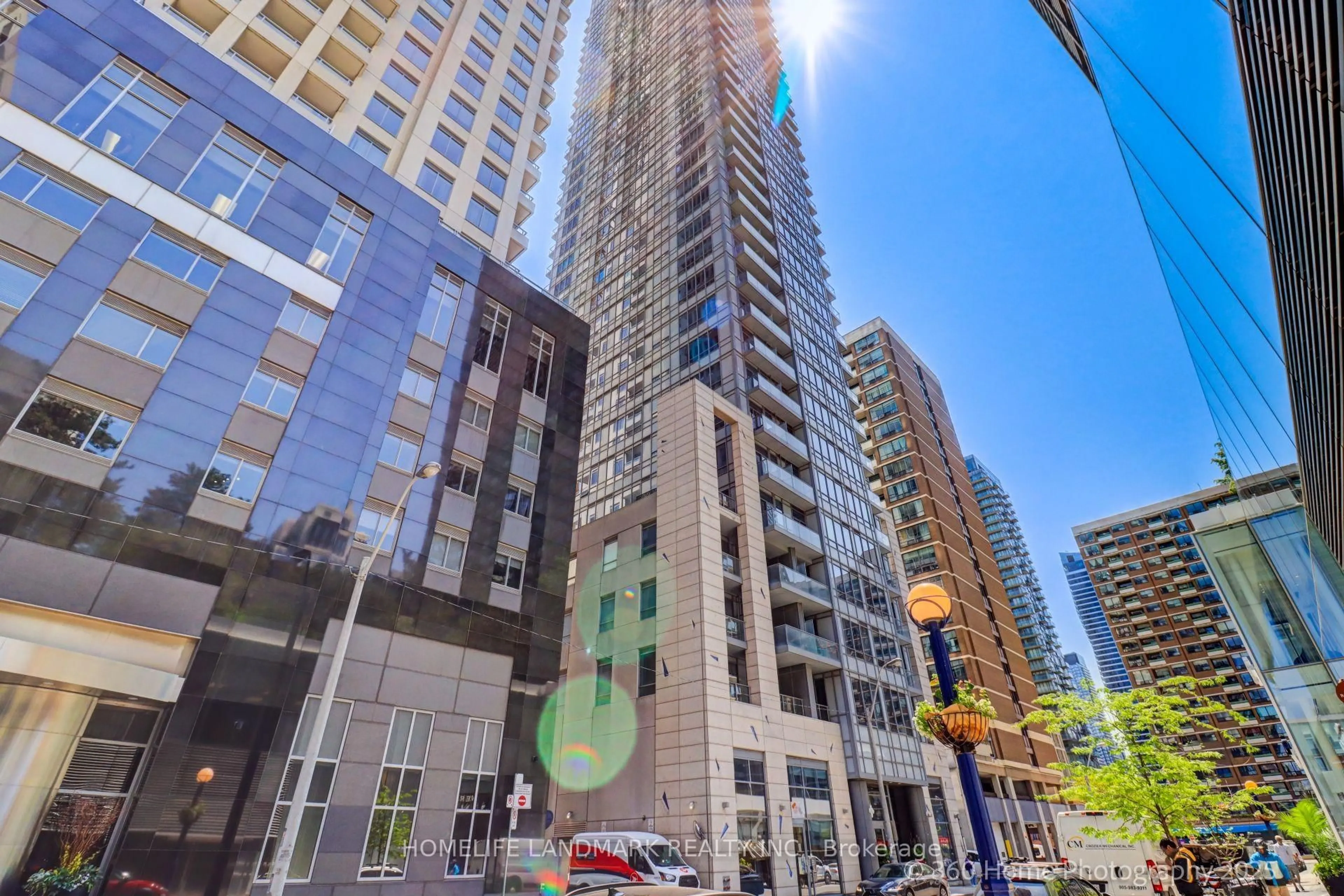 Unknown for 21 Balmuto St #2801, Toronto Ontario M4Y 1W4