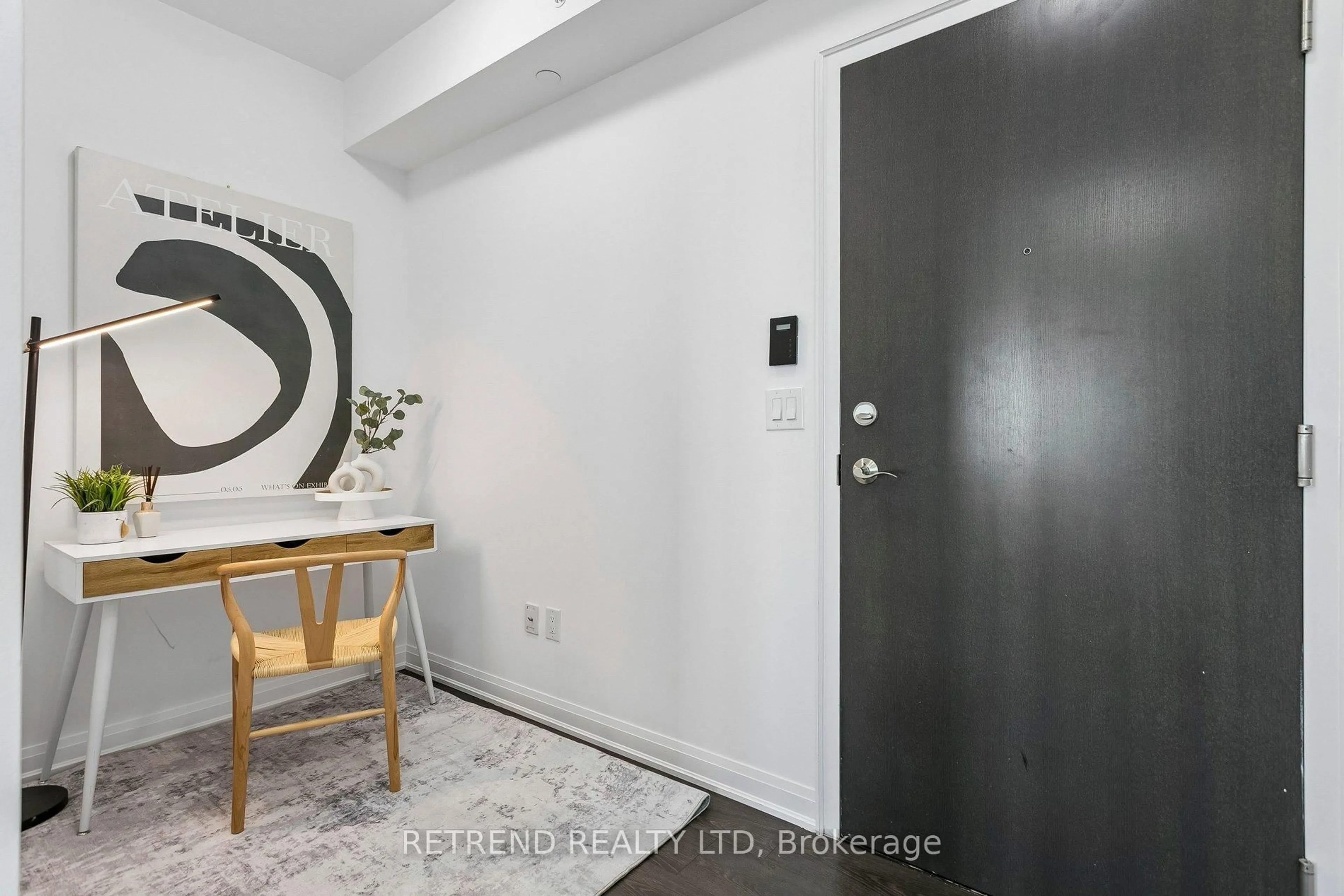 Indoor entryway for 9 Bogert Ave #2803, Toronto Ontario M2N 0H3