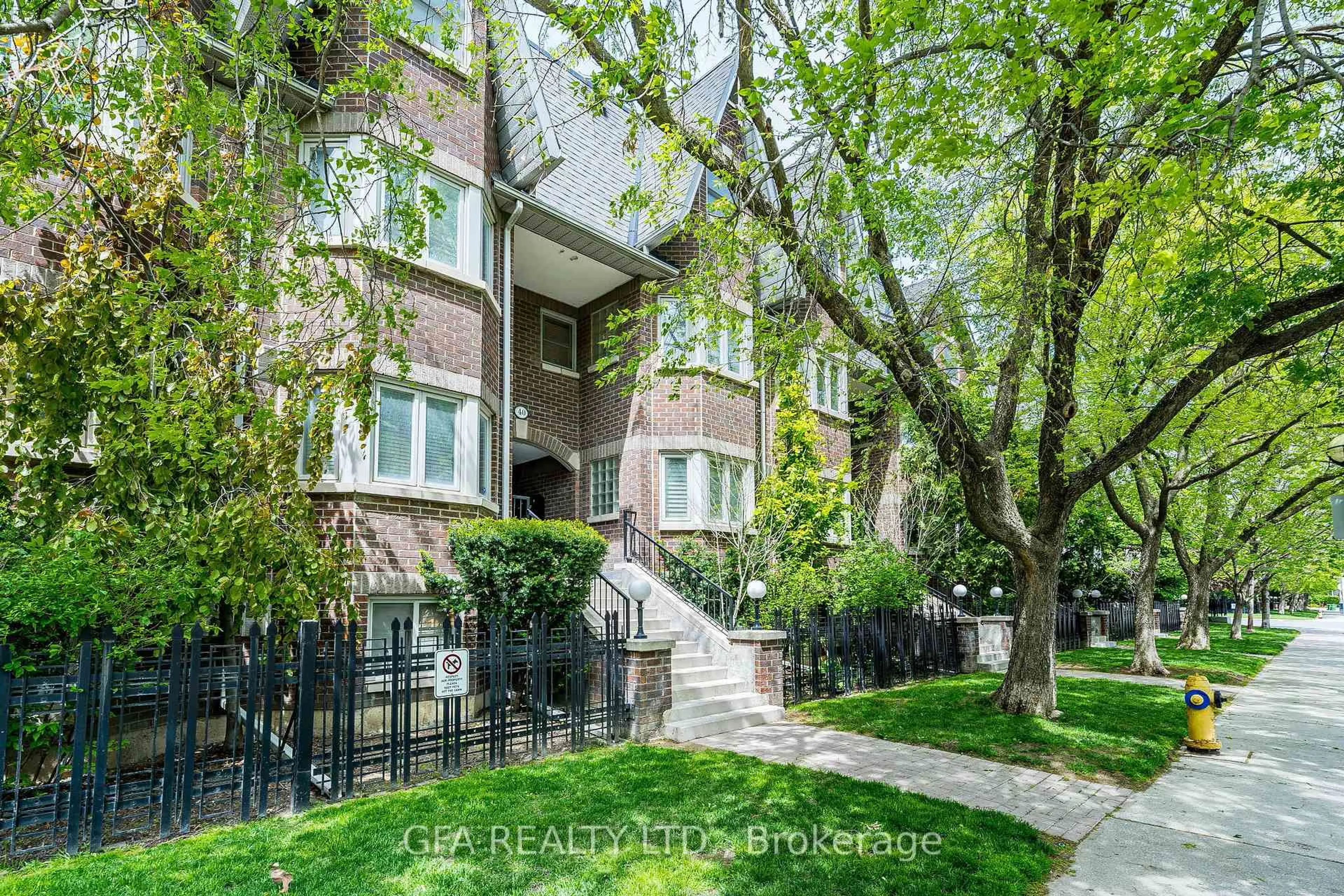 Unknown for 40C Shank St #9, Toronto Ontario M6J 3T9