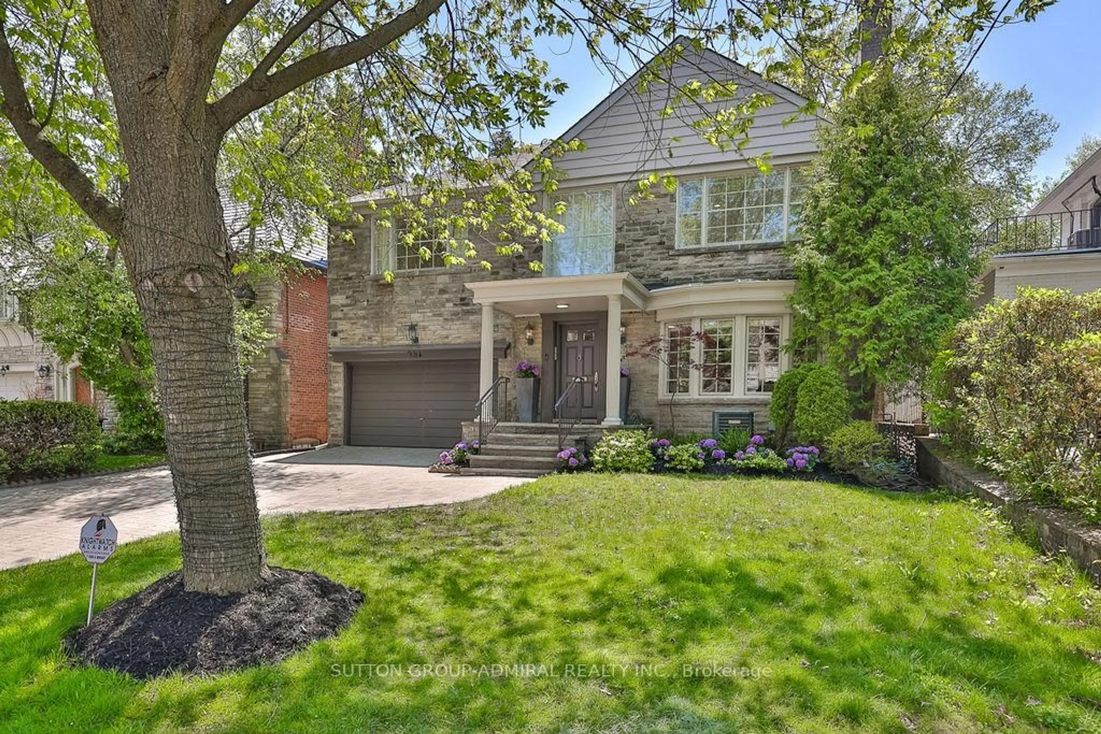 Home with brick exterior material, street for 254 Forest Hill Rd, Toronto Ontario M5P 2N5