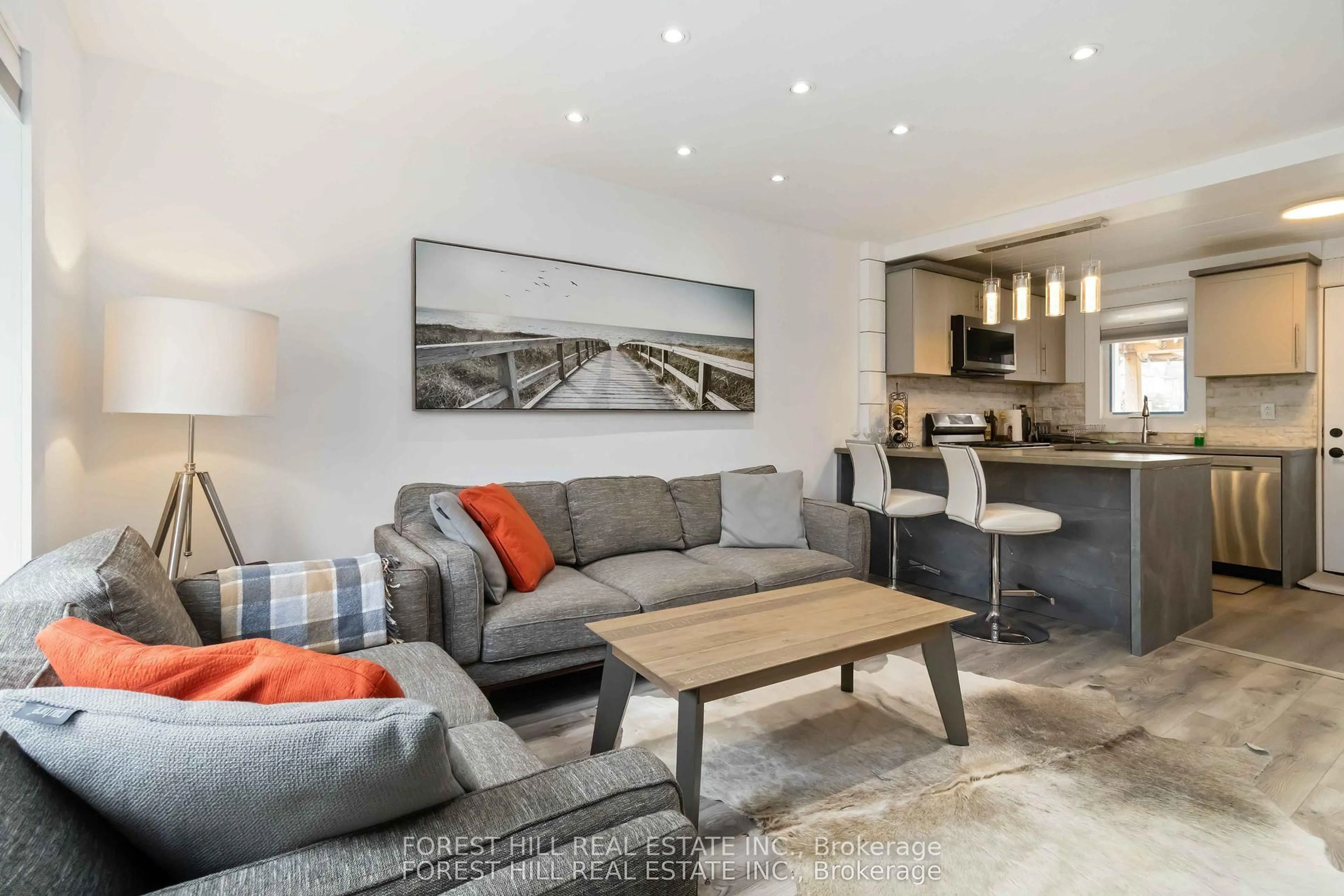 Living room with furniture, unknown for 310 Senlac Rd, Toronto Ontario M2R 1R1