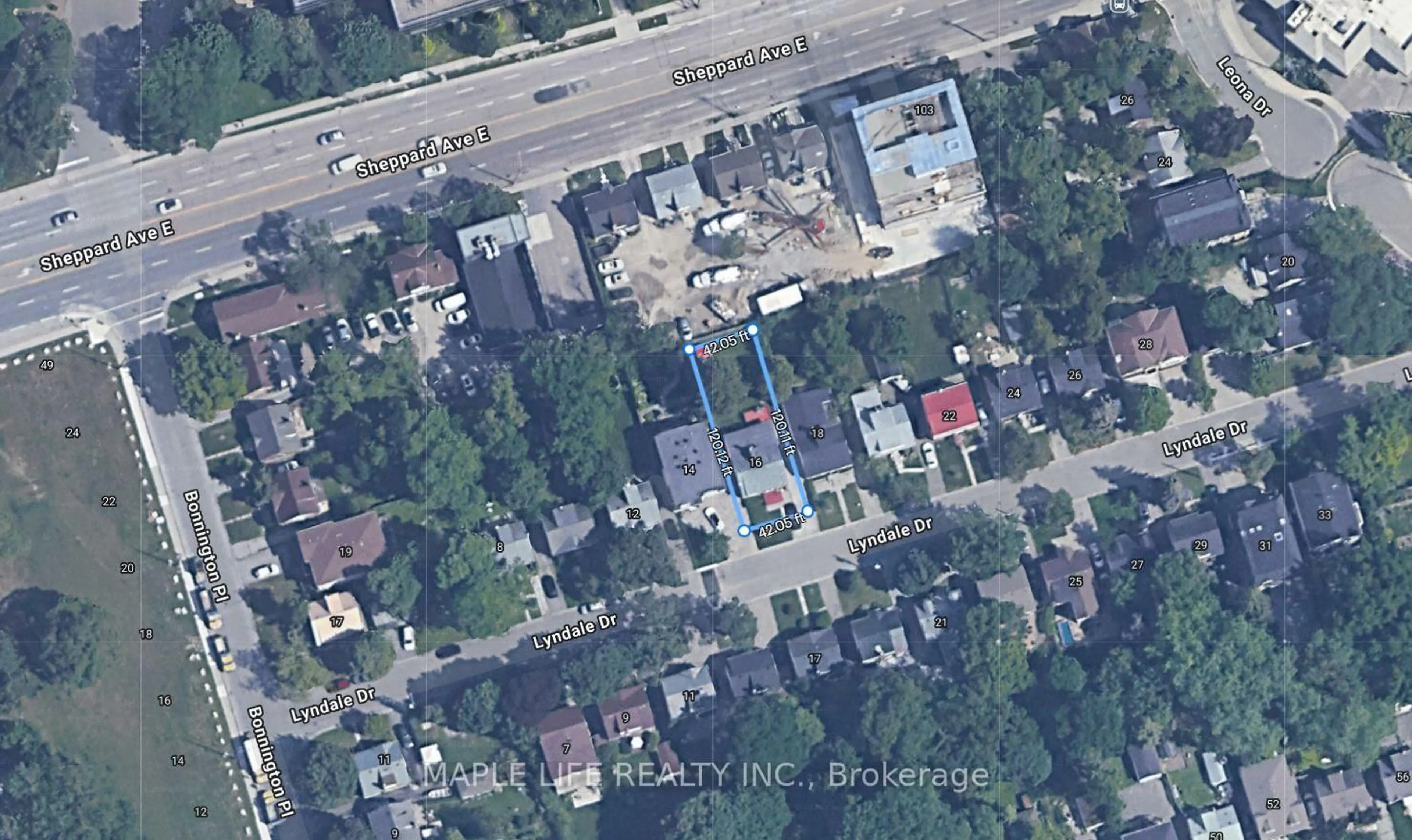 A pic from outside/outdoor area/front of a property/back of a property/a pic from drone, street for 16 Lyndale Dr, Toronto Ontario M2N 2Y1