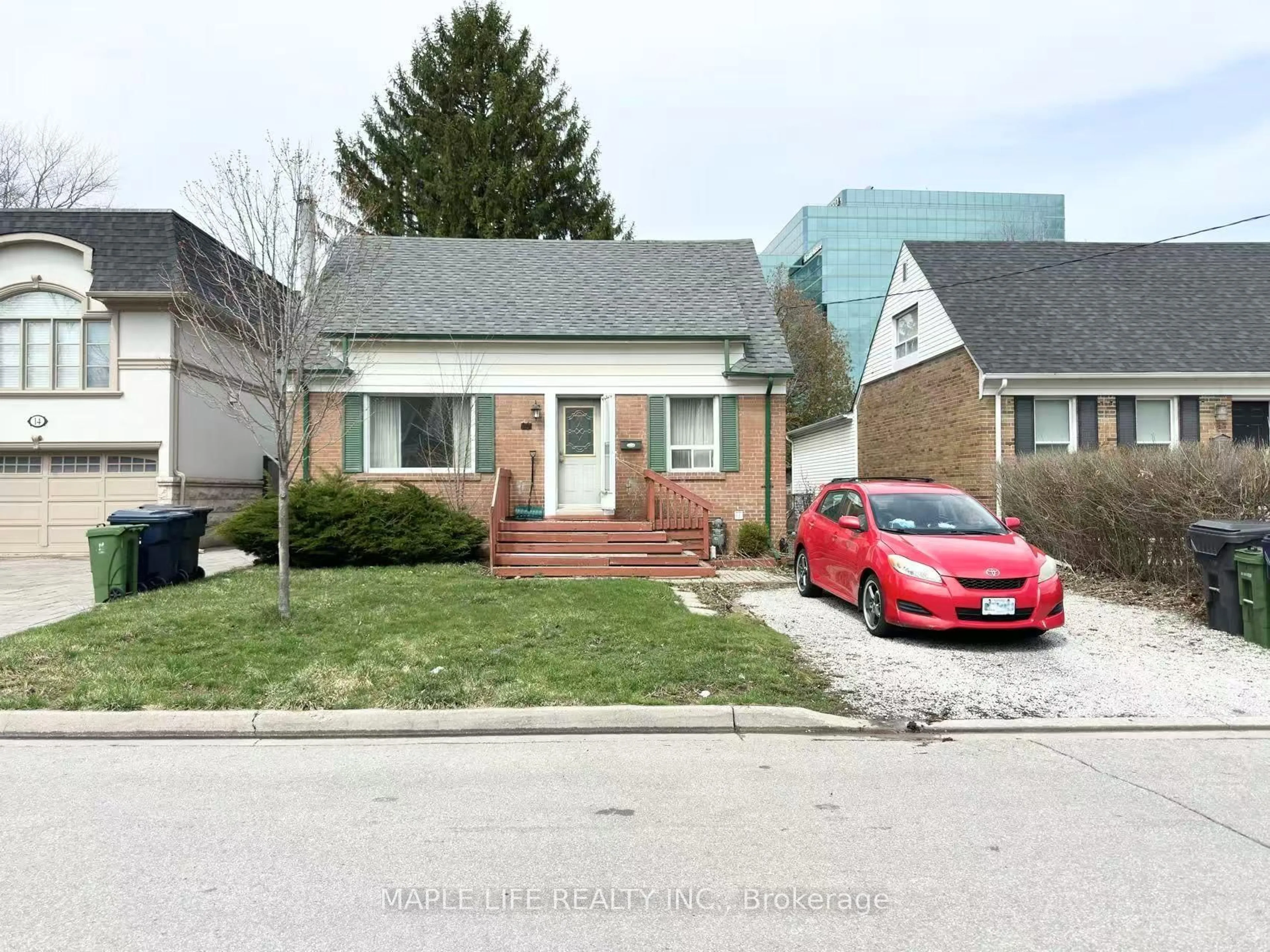 Unknown for 16 Lyndale Dr, Toronto Ontario M2N 2Y1