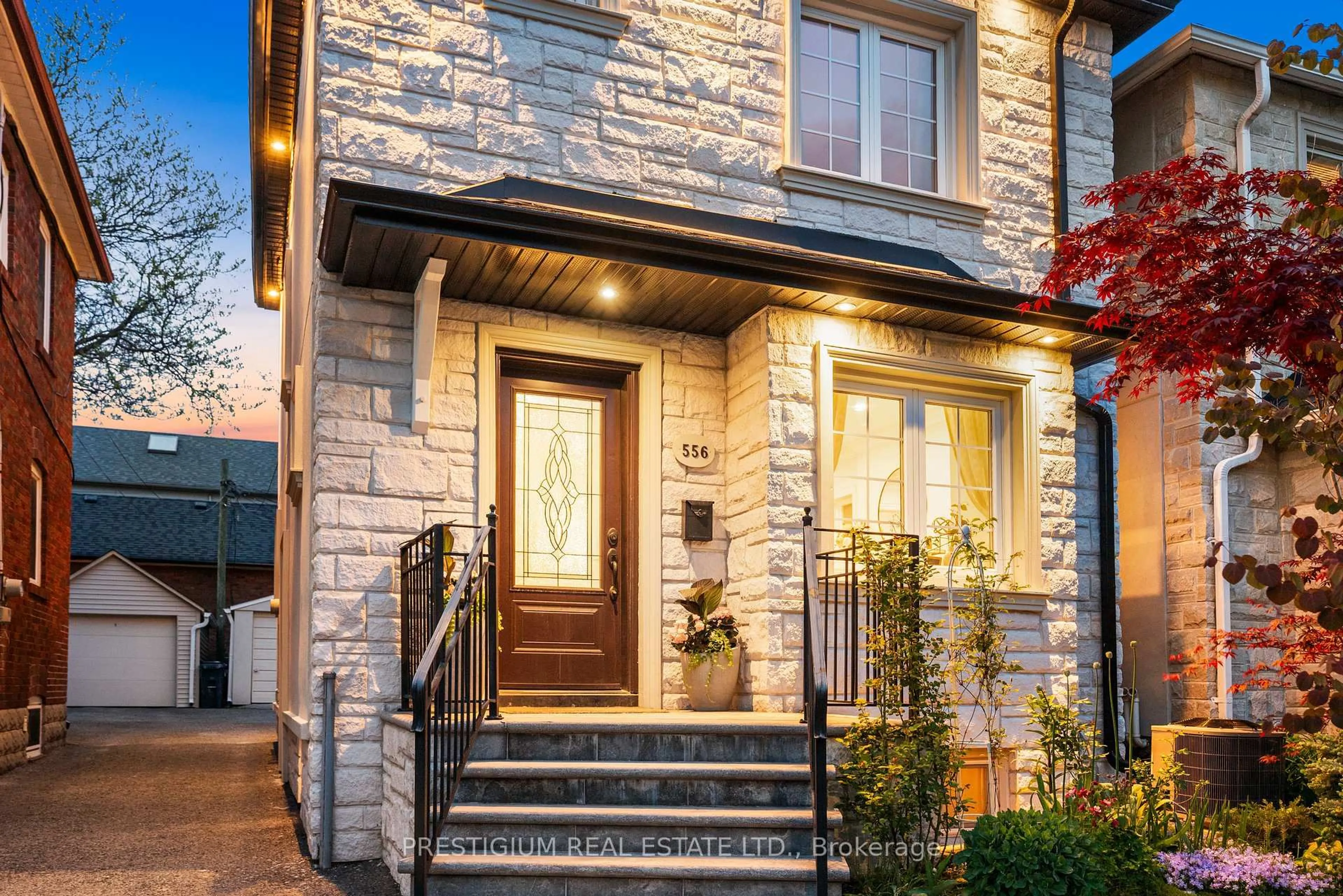 Home with brick exterior material, street for 556 Davisville Ave, Toronto Ontario M4S 1J5