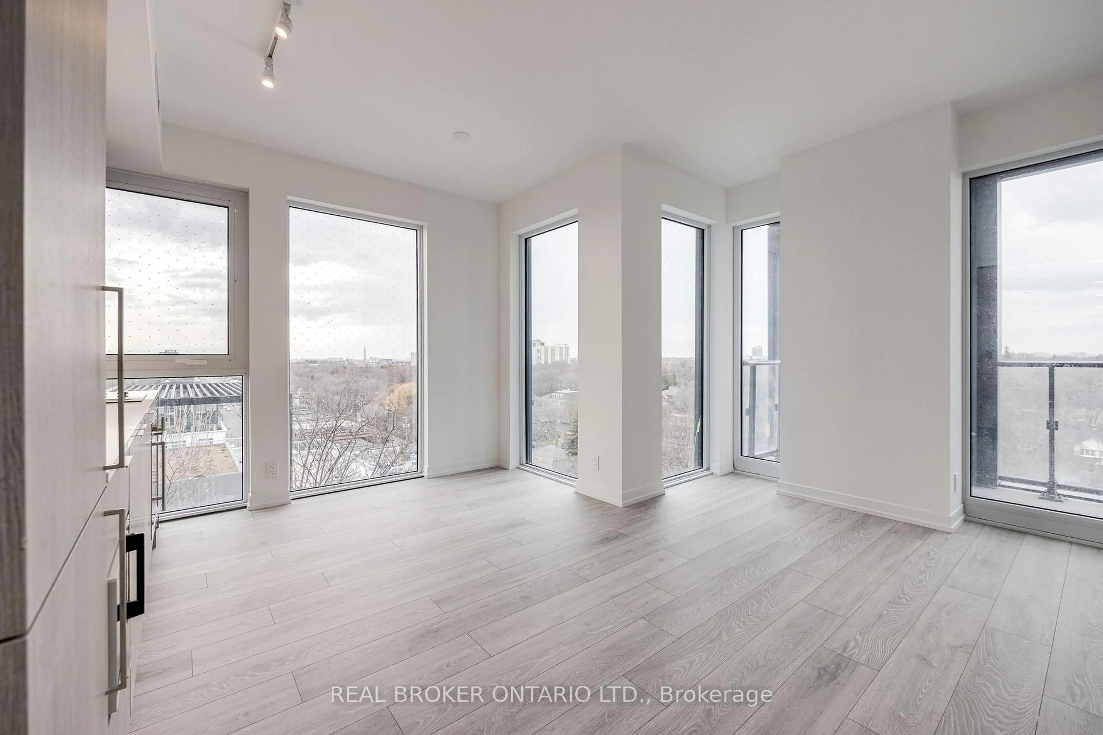 A pic of a room for 2020 Bathurst St #1106, Toronto Ontario M5P 0A6