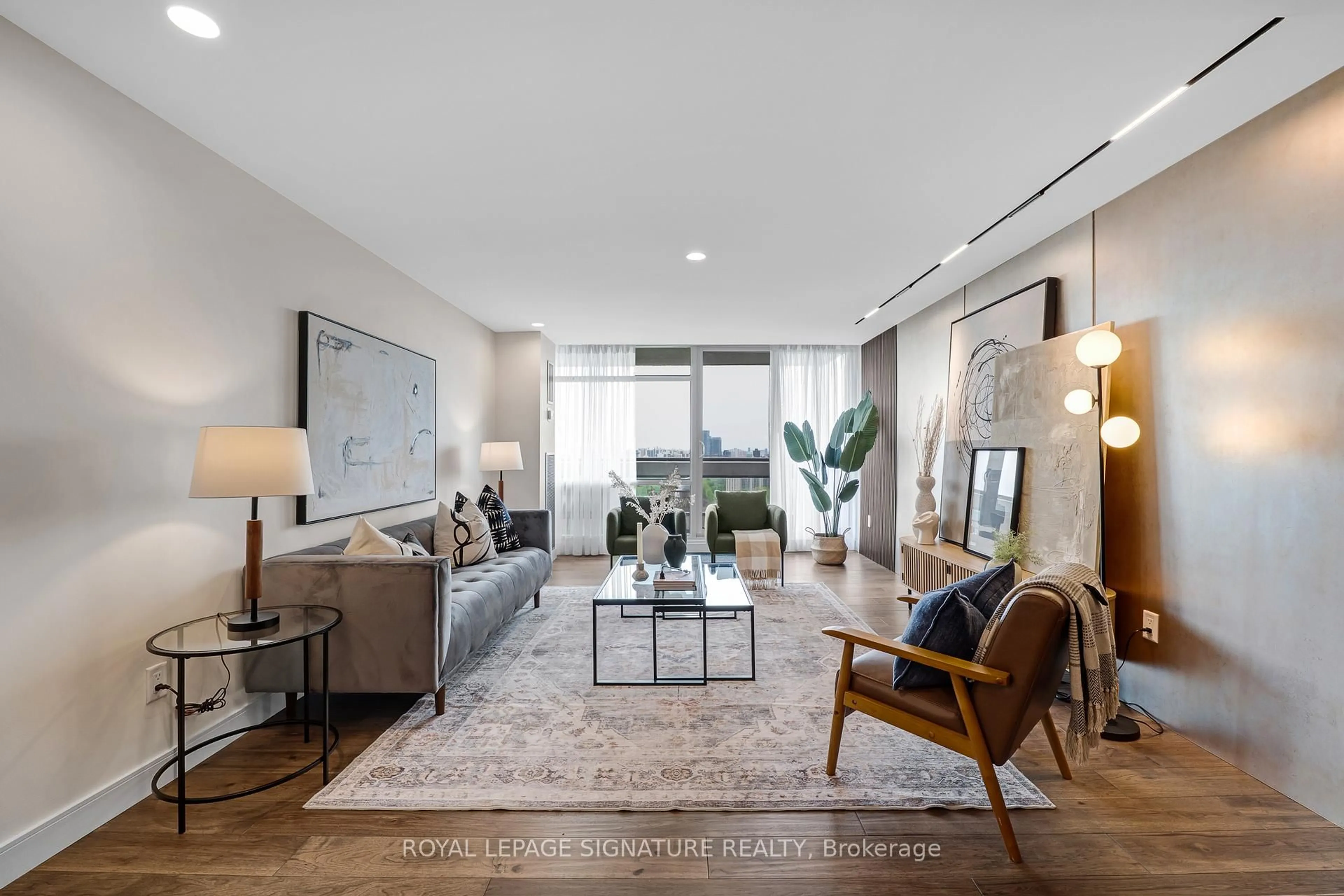 Living room with furniture, unknown for 1555 Finch Ave #1907, Toronto Ontario M2J 4X9