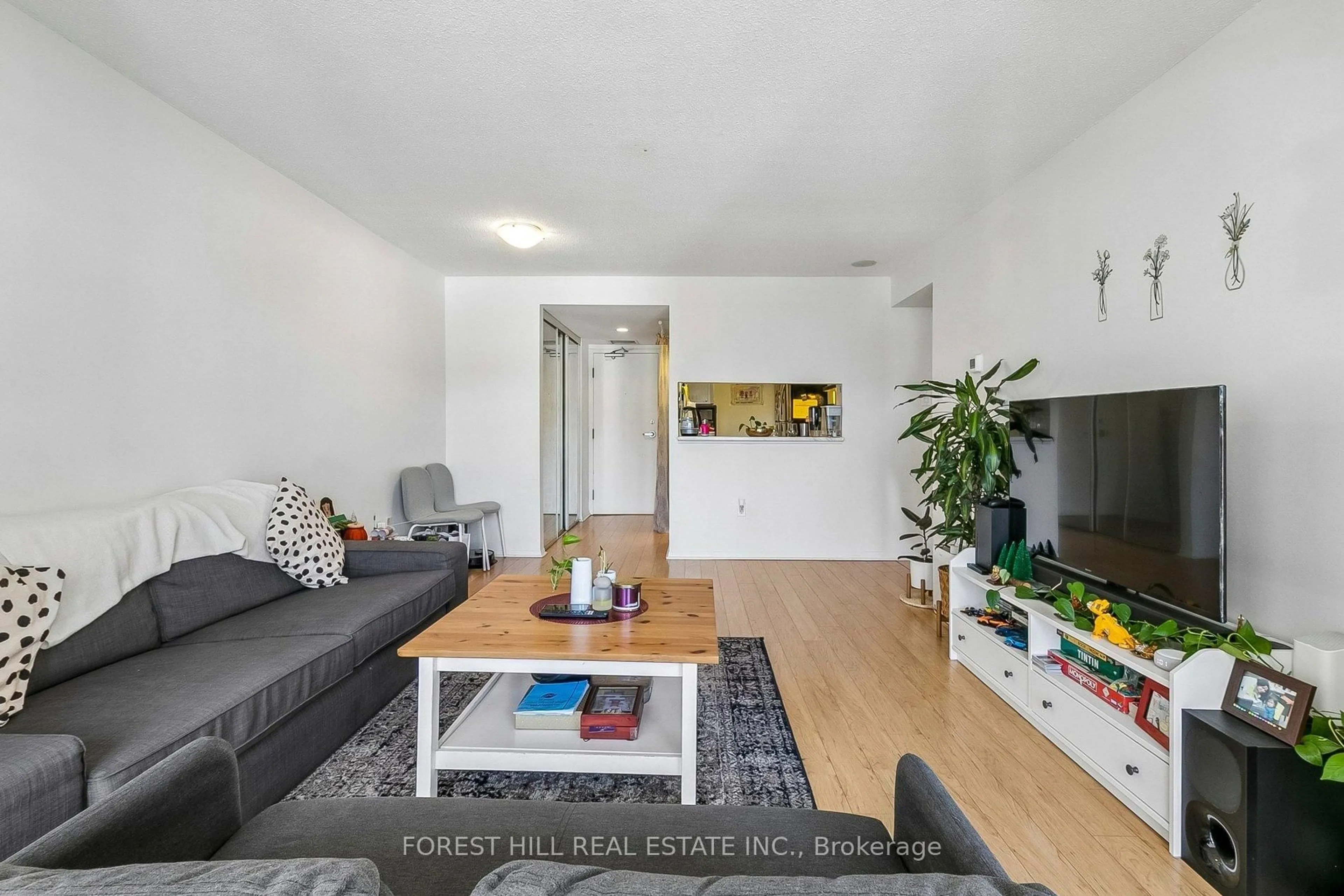 Living room with furniture, unknown for 705 King St #1203, Toronto Ontario M5V 2W8