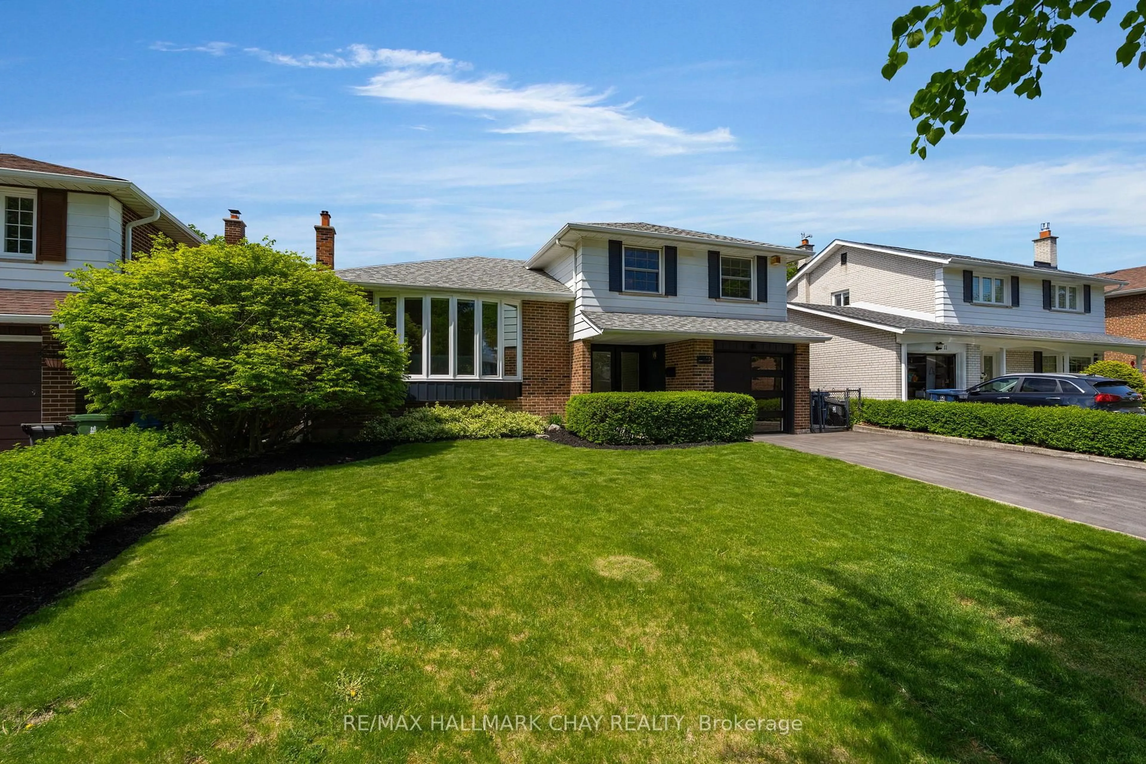 Unknown for 15 Crossbow Cres, Toronto Ontario M2J 3M3