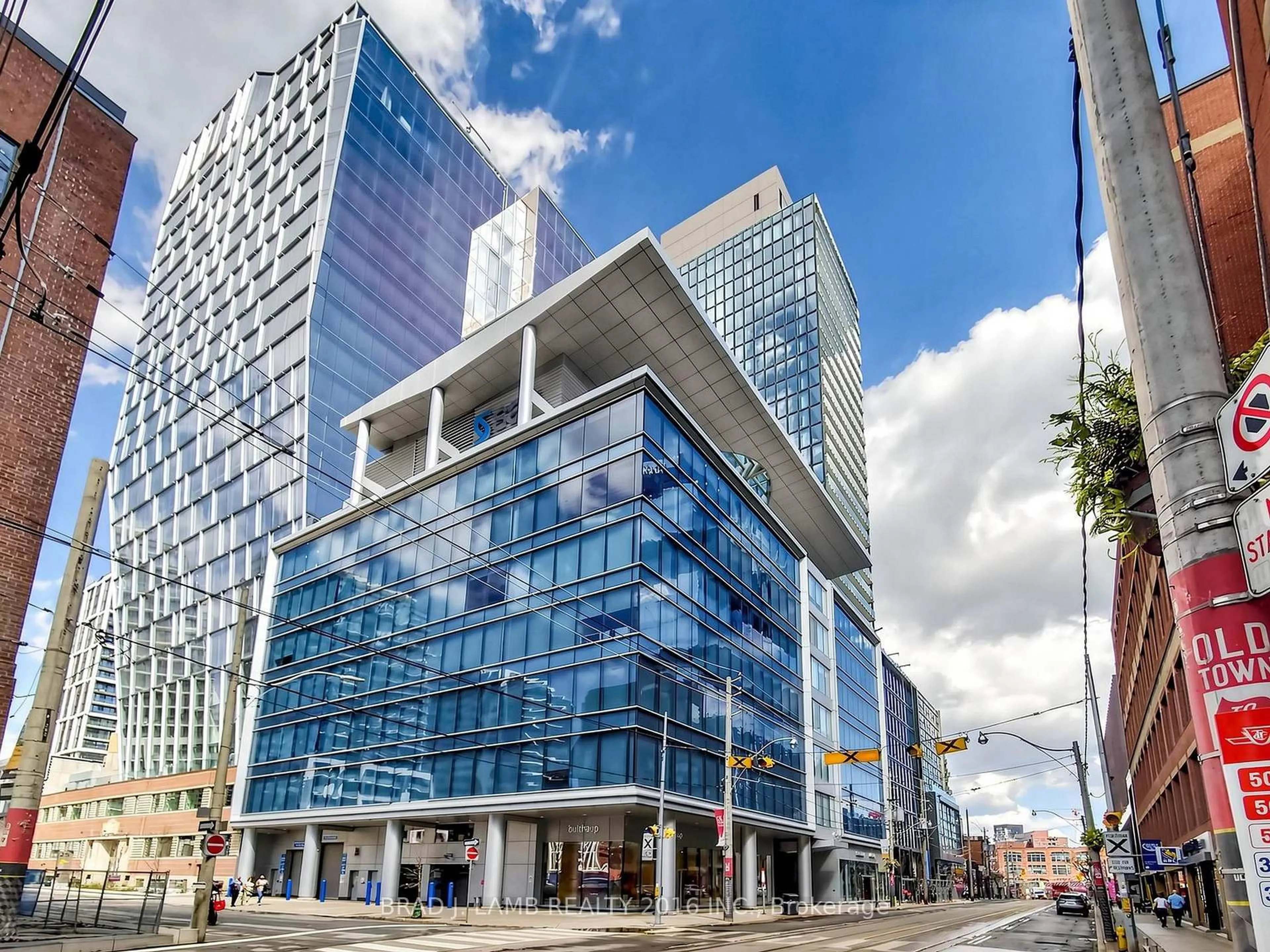Unknown for 284 King St #505, Toronto Ontario M5A 1K4