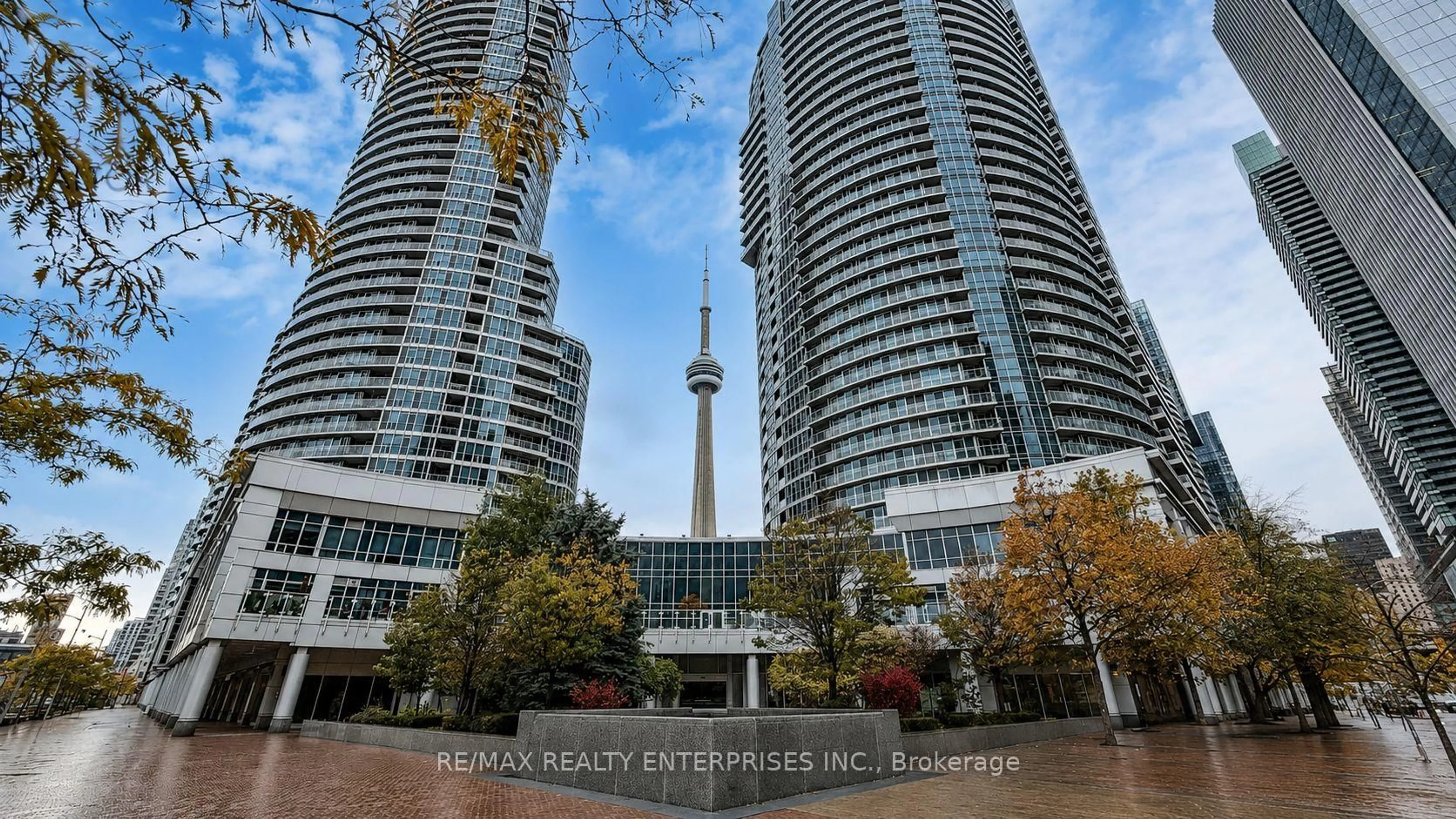 Unknown for 8 York St #2710, Toronto Ontario M5J 2Y2
